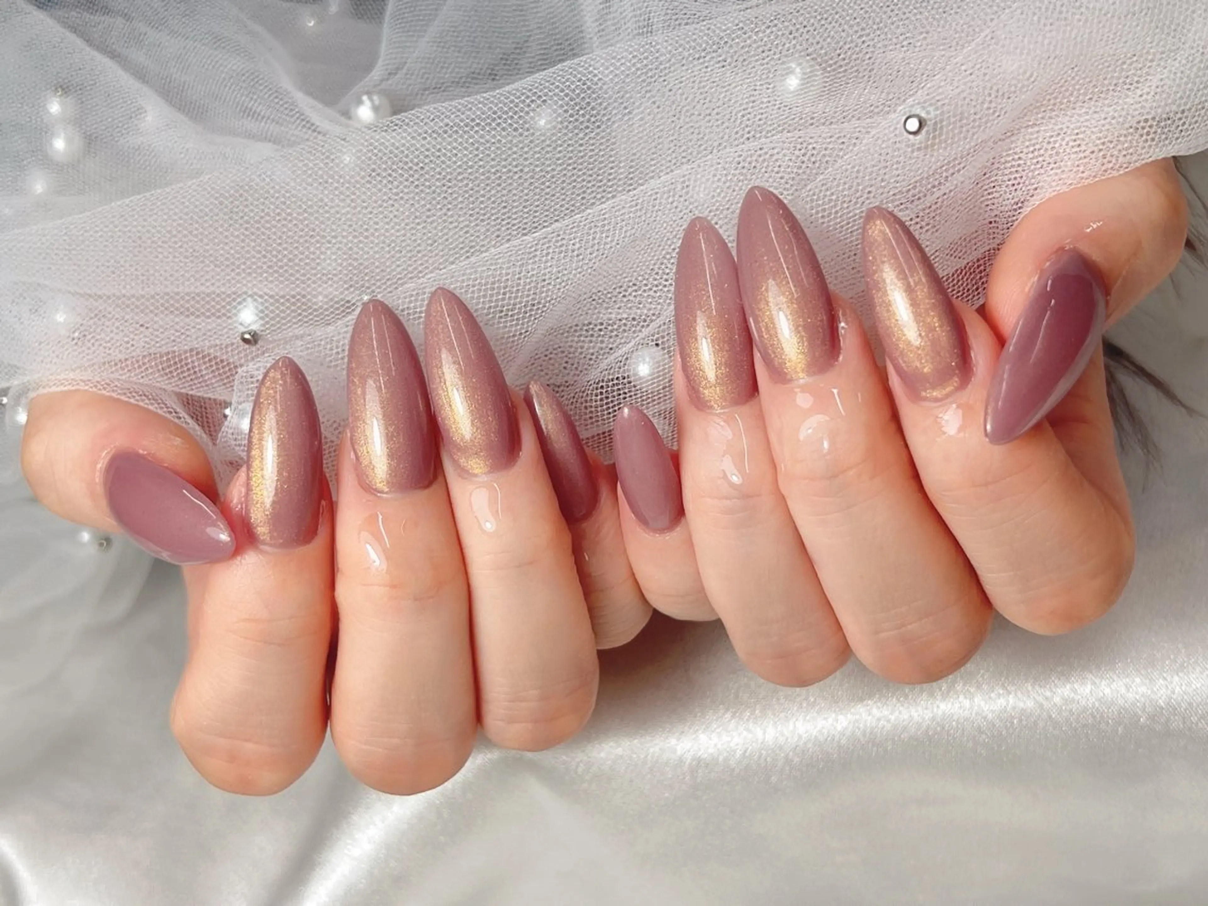 ネイル ワンカラーネイル ハンドネイル bijou nails　蓮のネイルデザイン