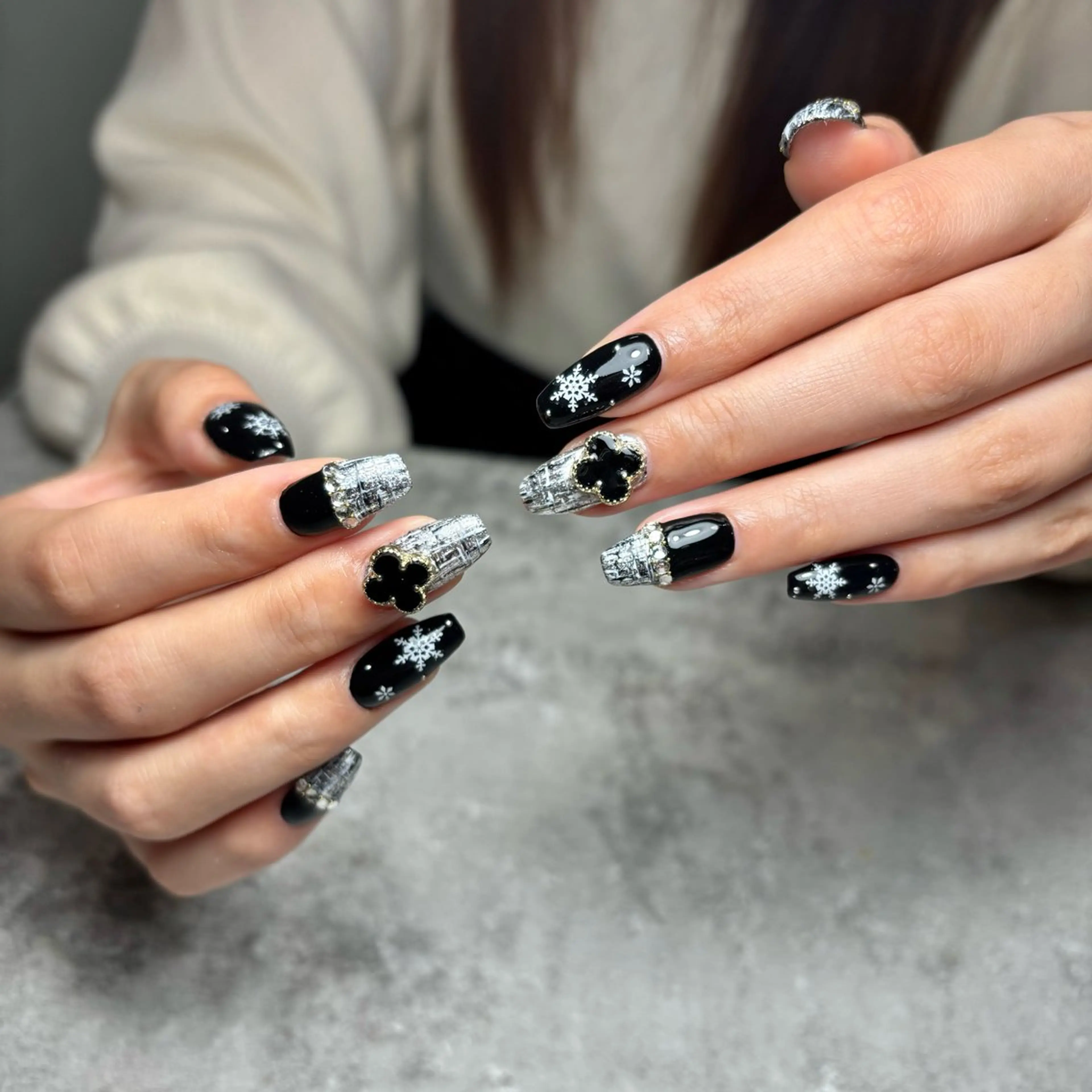 ネイル ツイードネイル ハンドネイル JUN NAIL ioのネイルデザイン