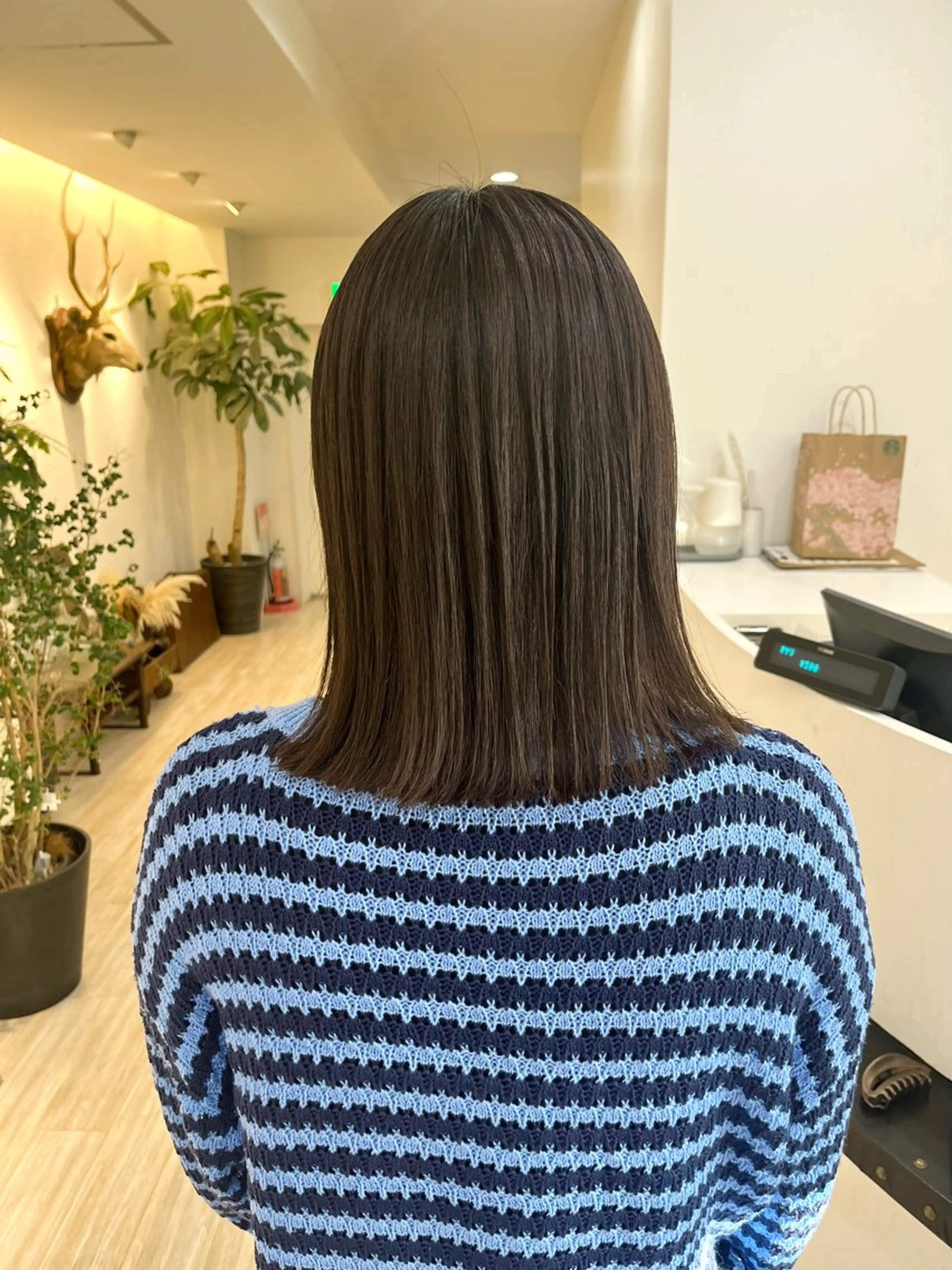 ミディアム パーマ カット 縮毛矯正 トリートメント つぼみ/パーマ ／レイヤー／ボブのヘアスタイル