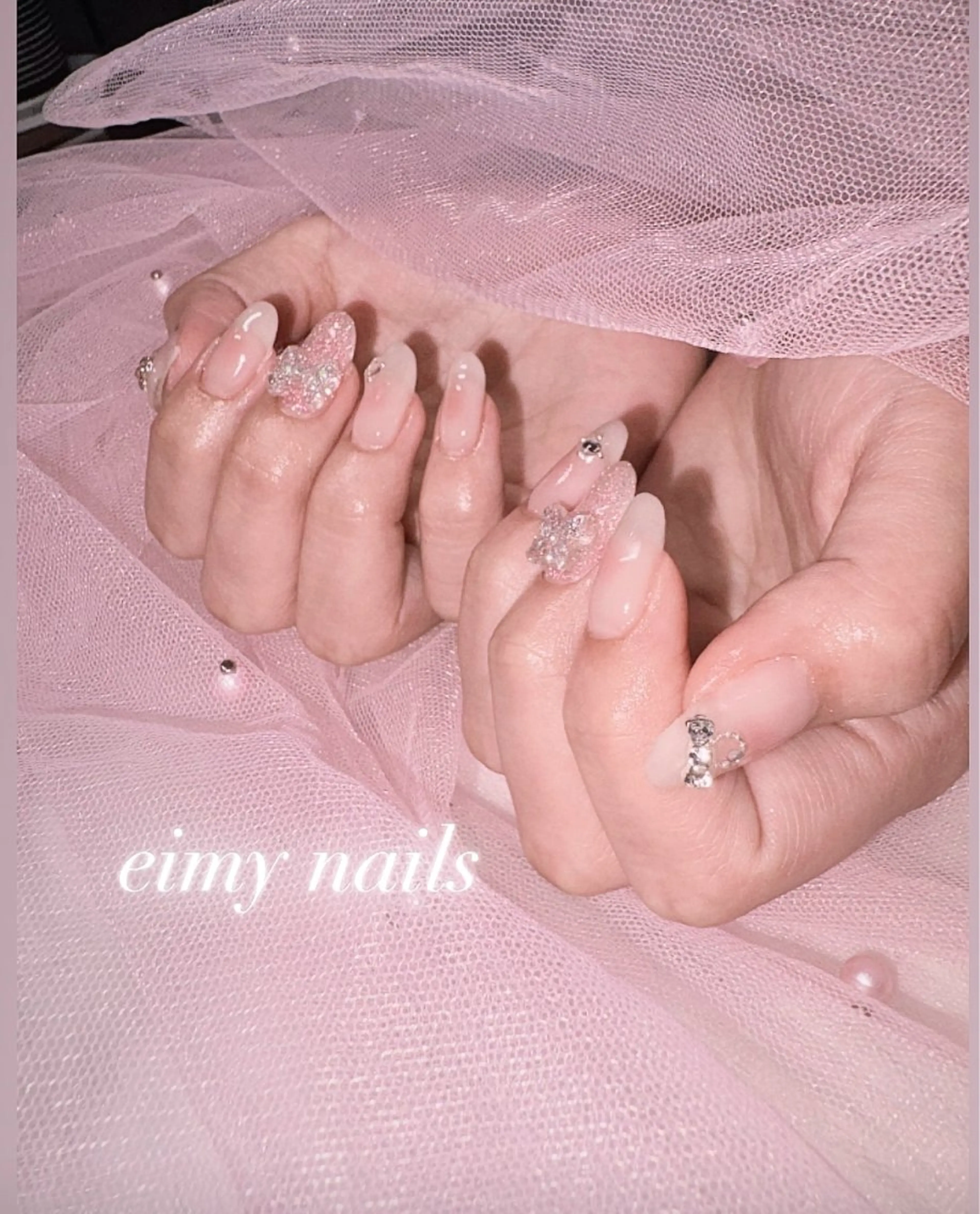 ネイル チークネイル ピンク ストーンネイル ハンドネイル eimy nails♡のネイルデザイン