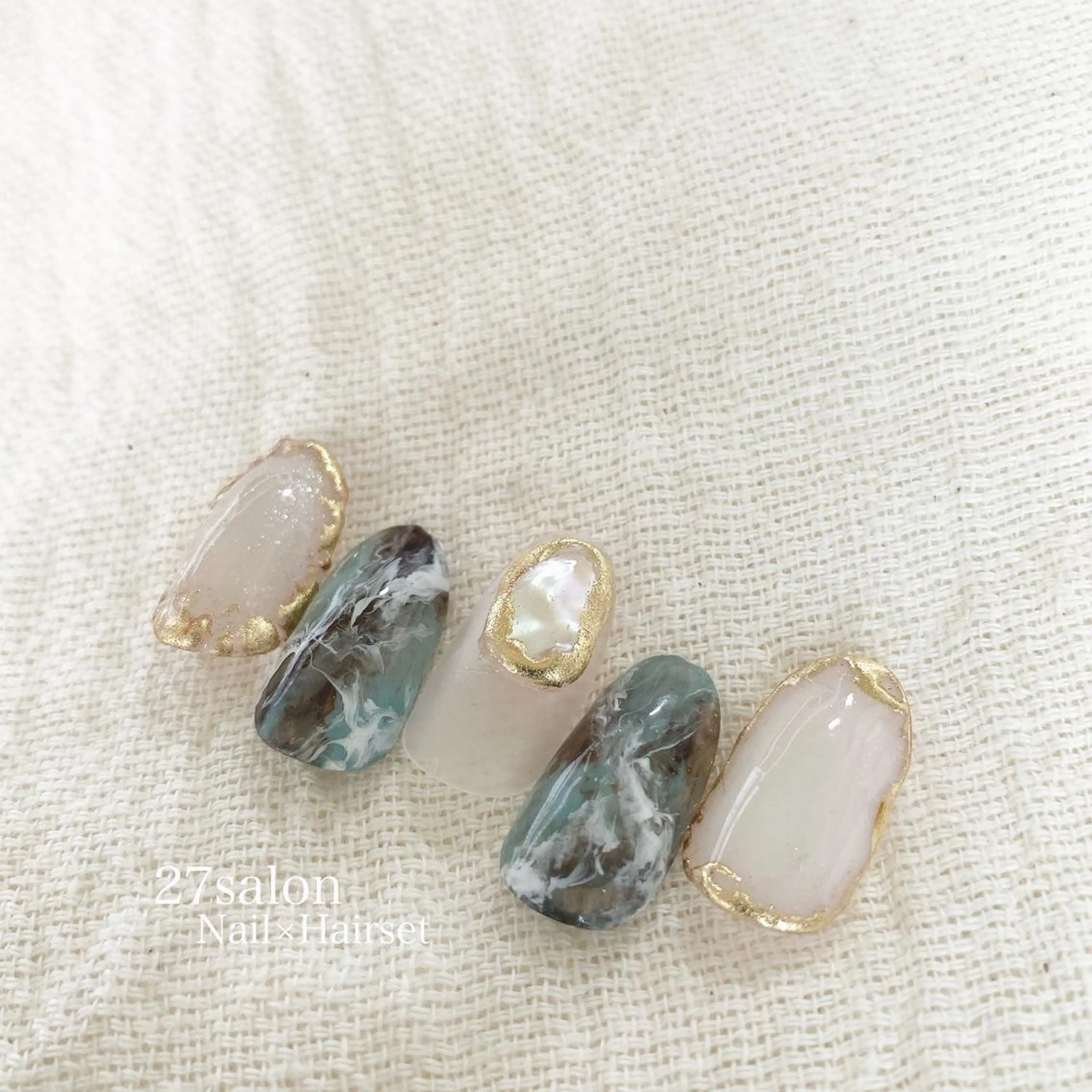 ネイル ニュアンスネイル ハンドネイル 27salon yuinaのネイルデザイン