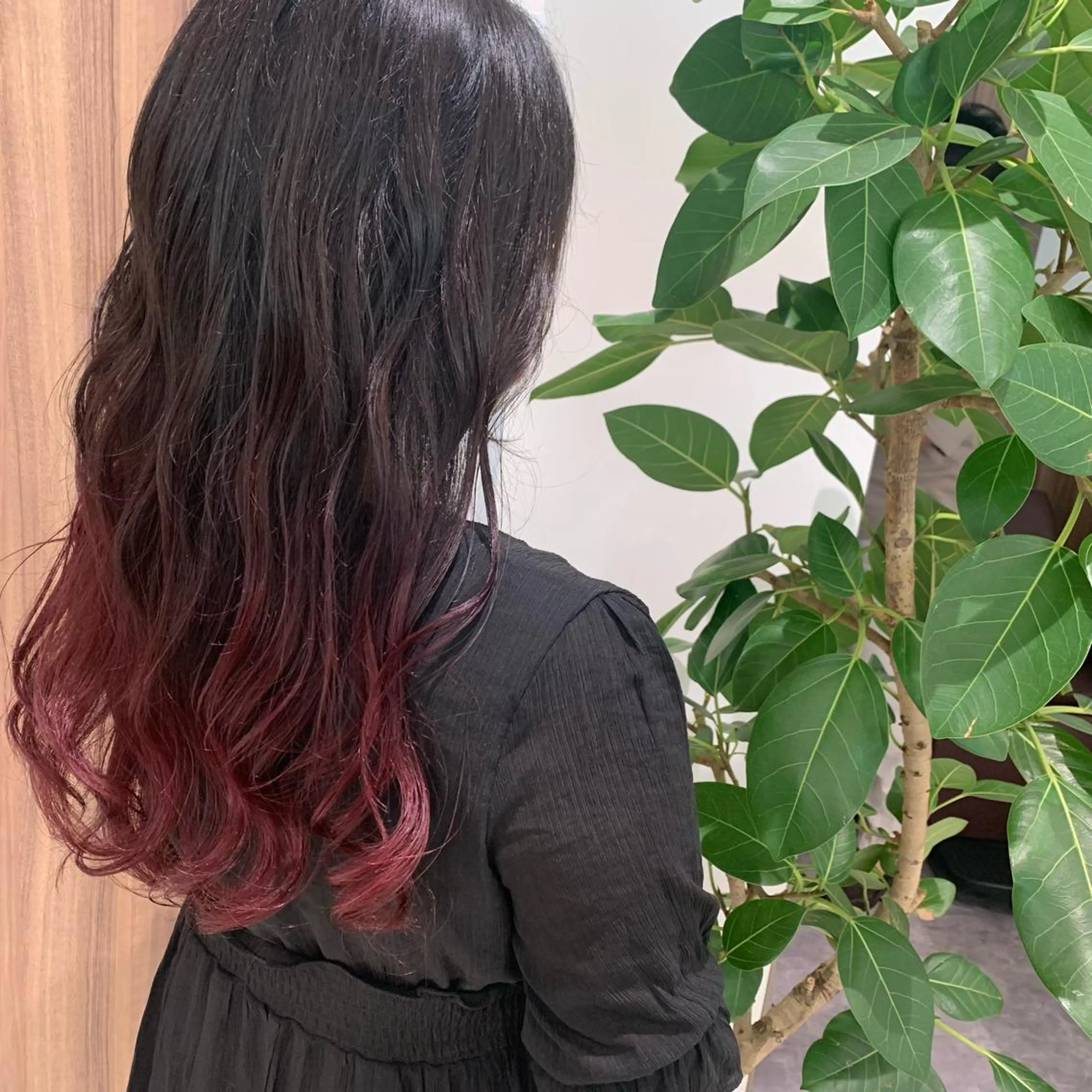 ロング カラー ヘアアレンジ 小白井 由美のヘアスタイル