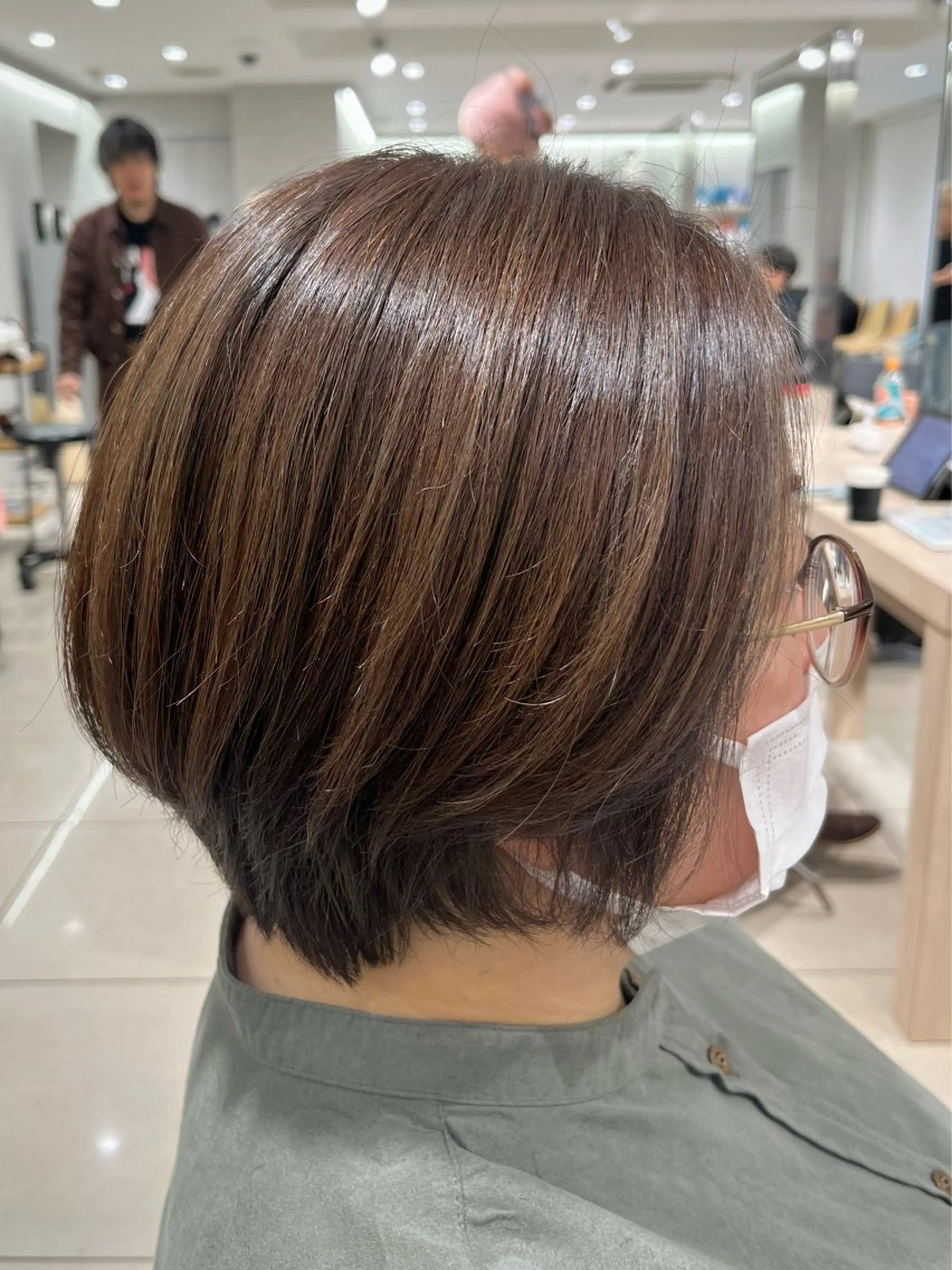 ショート カラー ミストバング  フェイスフレーミング ハイライトカラー ハイライト カット ヘアカラー 巖本 真希のヘアスタイル