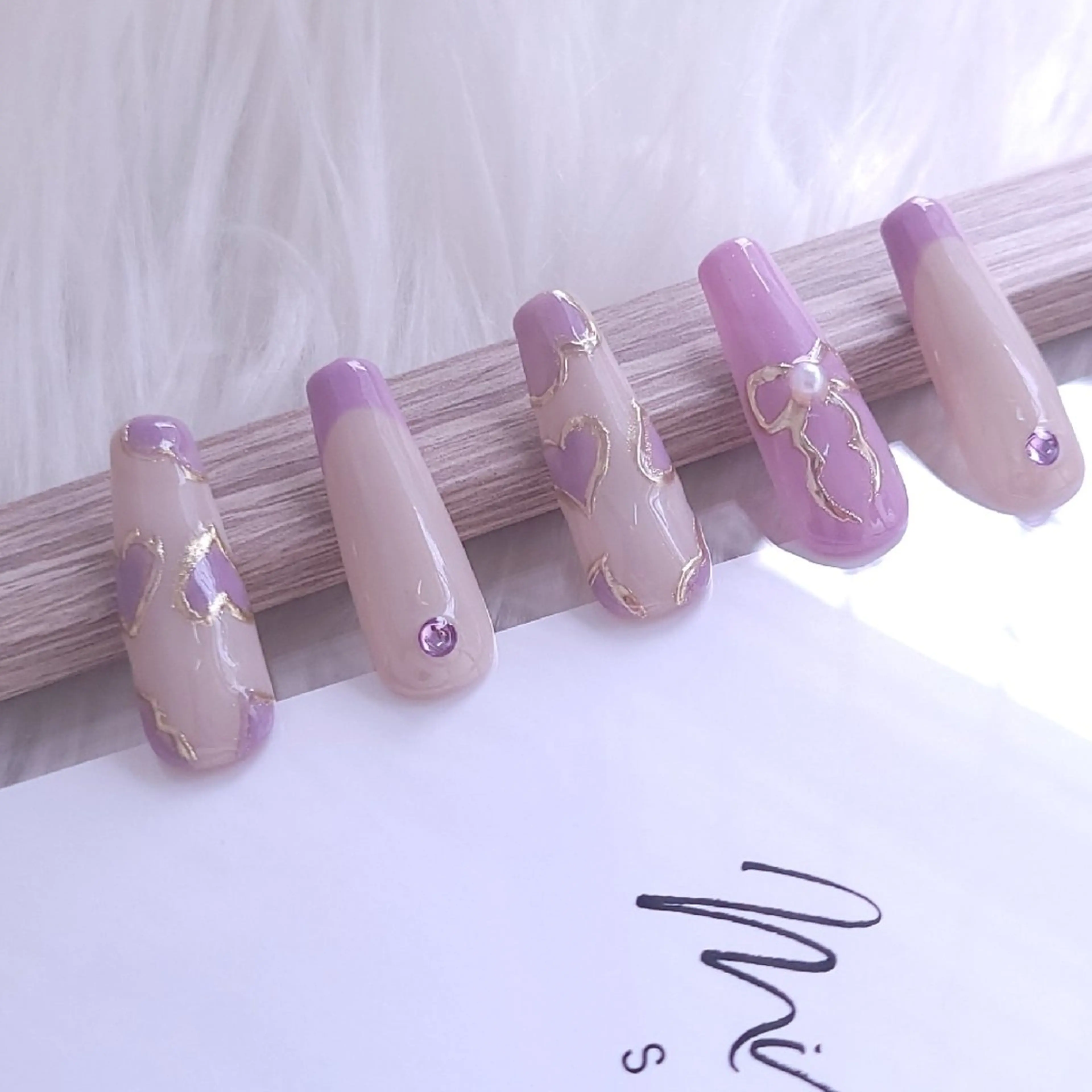 ネイル ハンドネイル Natsumi 🦊  Nailのネイルデザイン