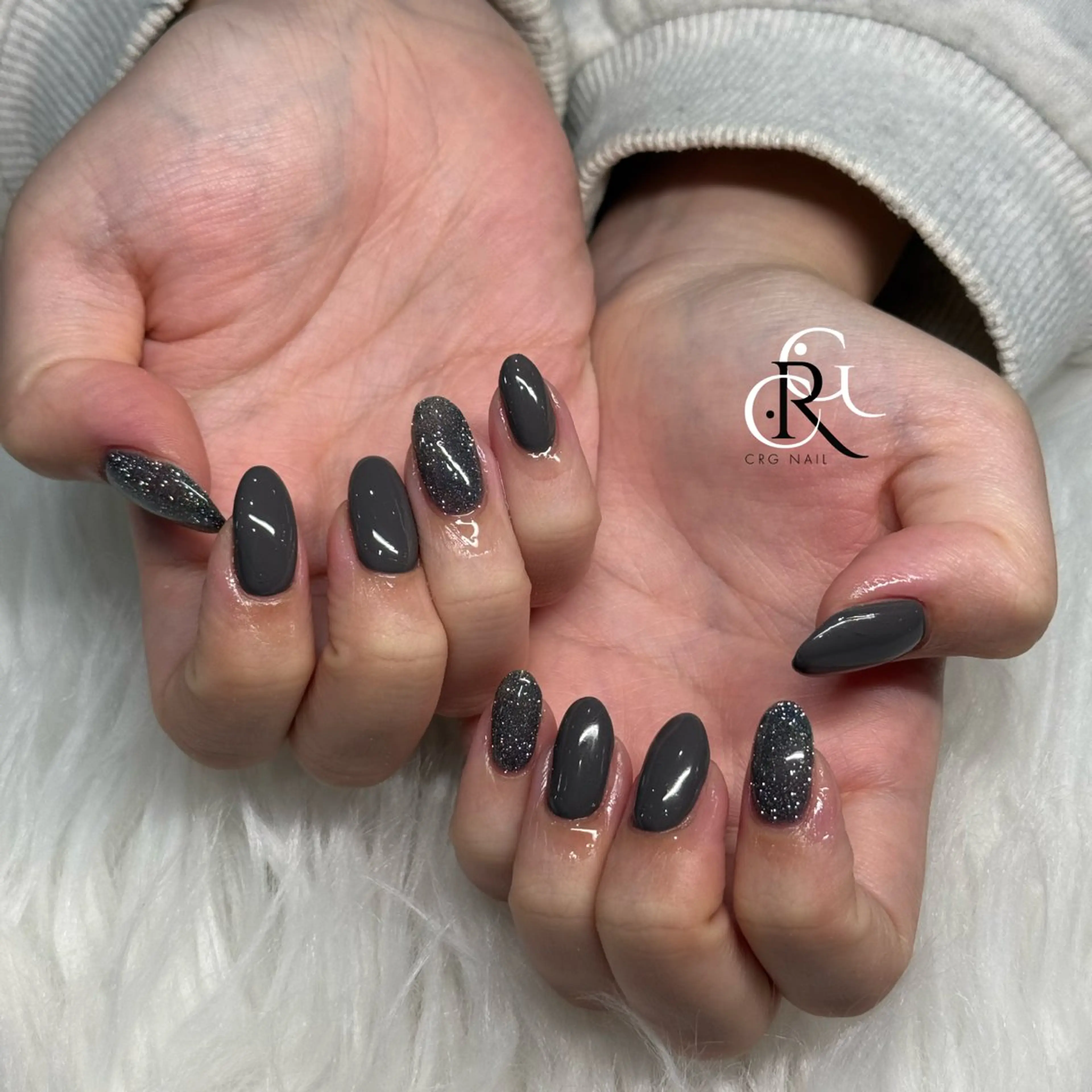 ミディアム ハンドネイル CRGNAIL EMIRIのネイルデザイン