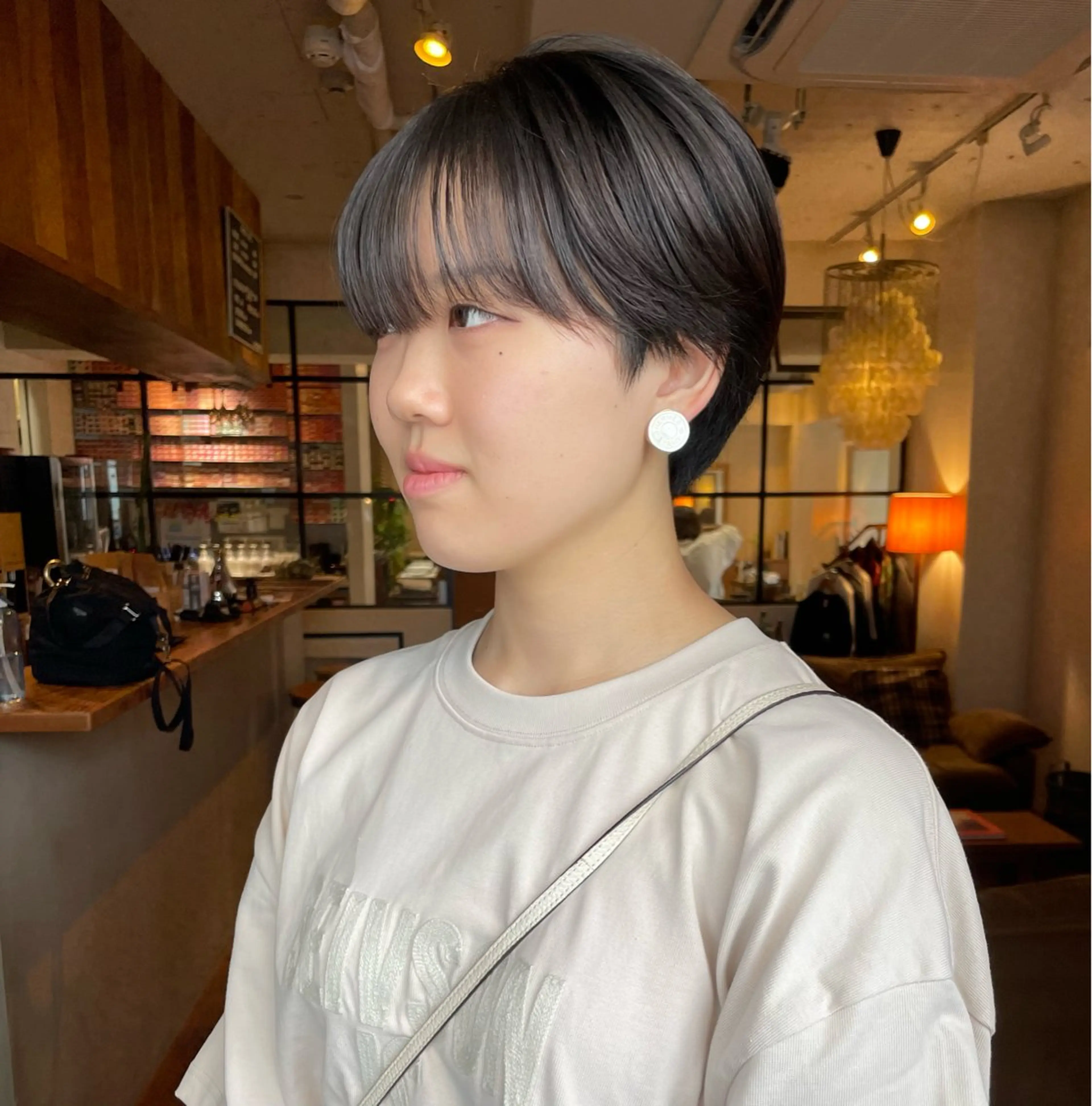 ショート くびれヘア ショートヘア ウルフカット ファッションに 溶け込むstyleのヘアスタイル