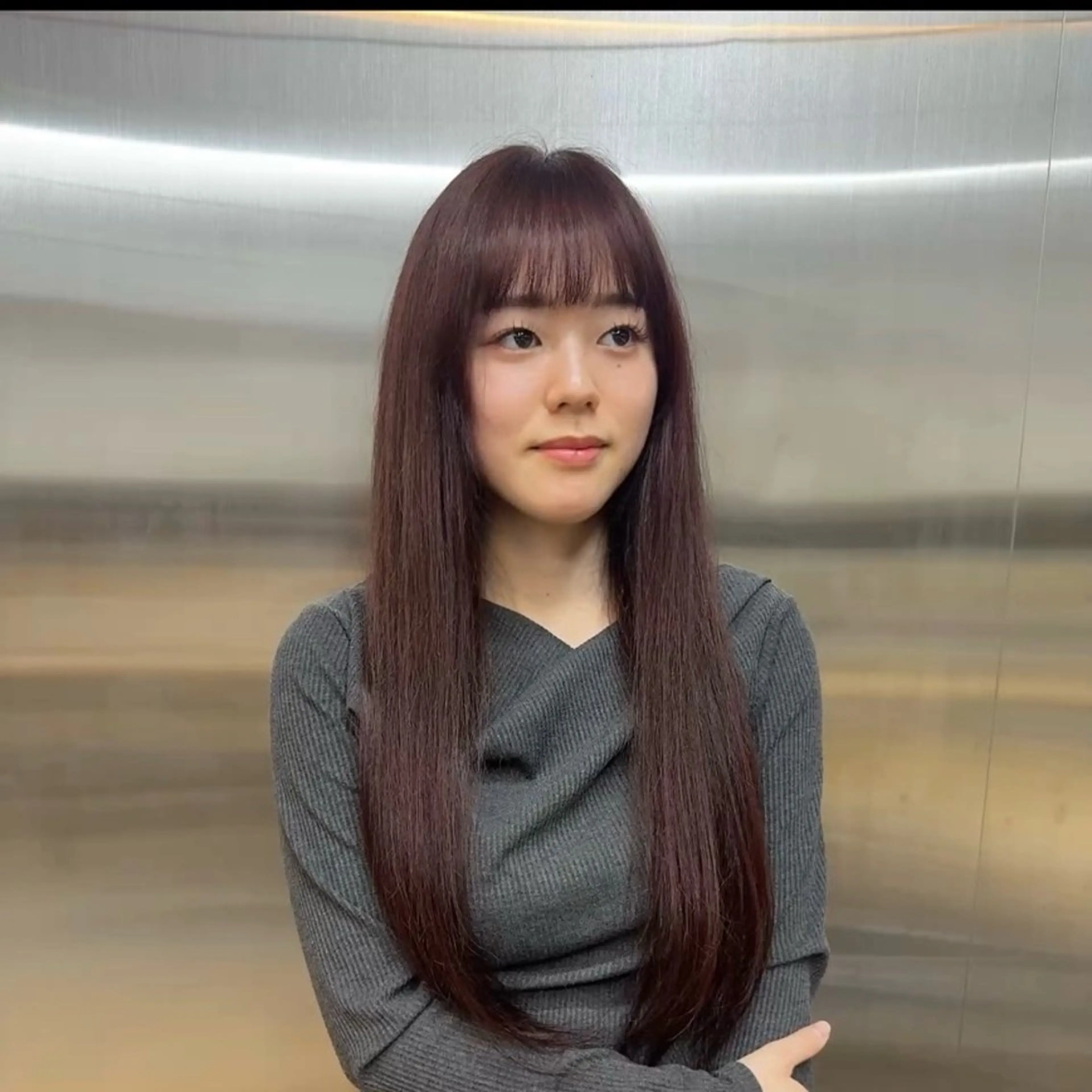 ロング カラー 玉井 楓果のヘアスタイル