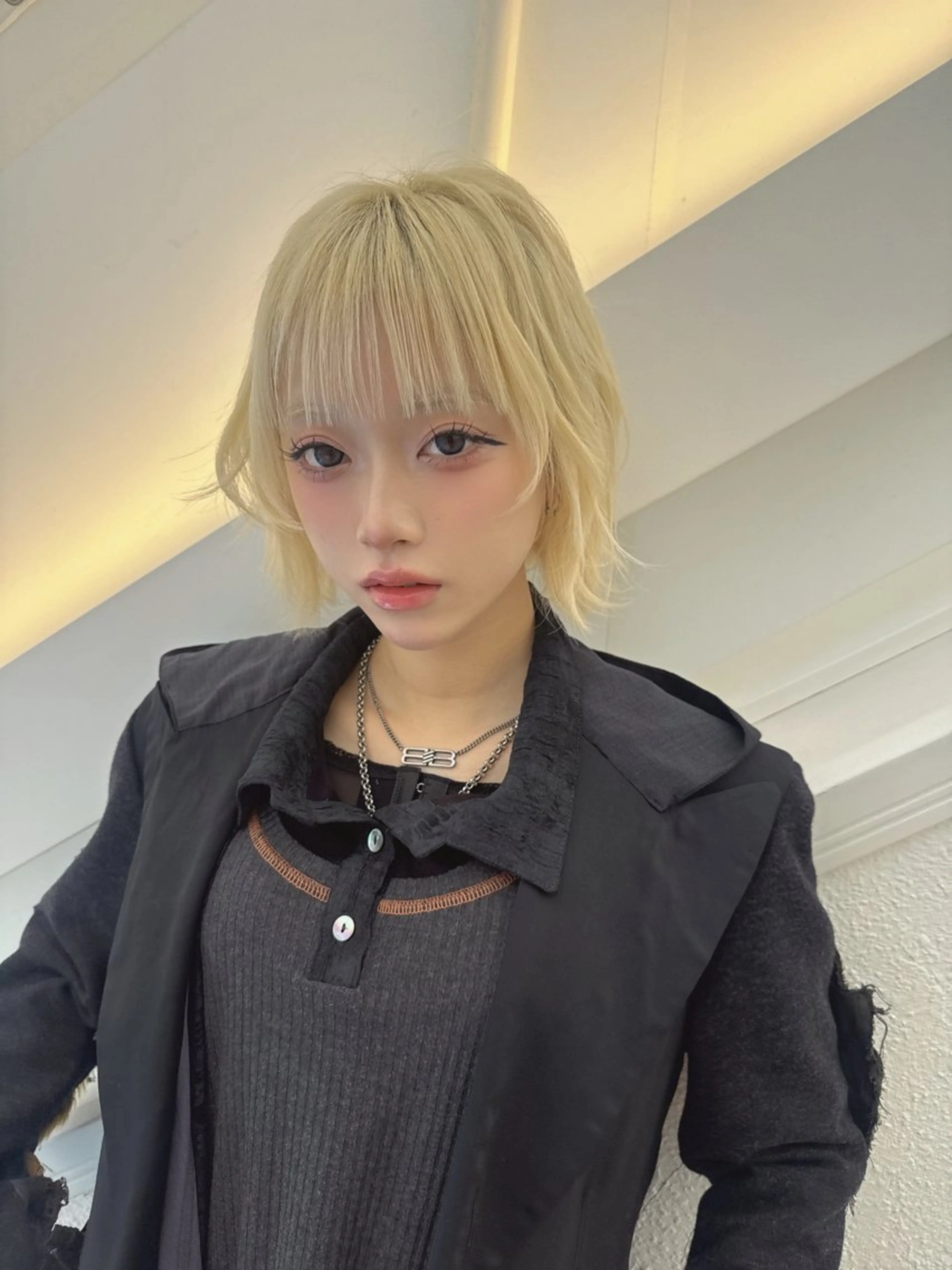 ショート カラー ブリーチ ブロンド ケアブリーチ 透明感カラー ハイトーンカラー カット ヘアカラー 💎透明感カラー特化 💎TAISEIのヘアスタイル