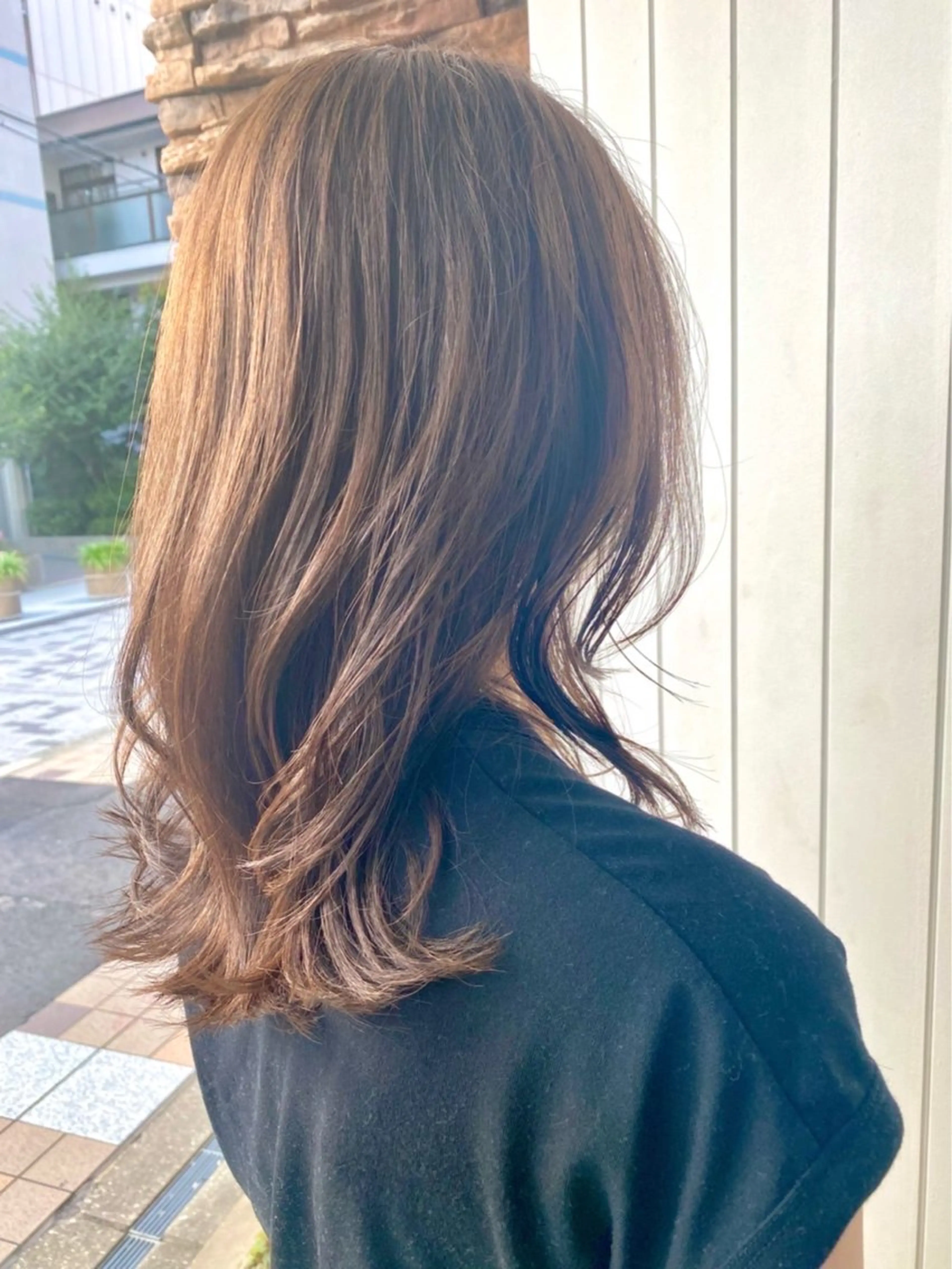 セミロング カラー 似合わせバランス得意 青野さくらのヘアスタイル
