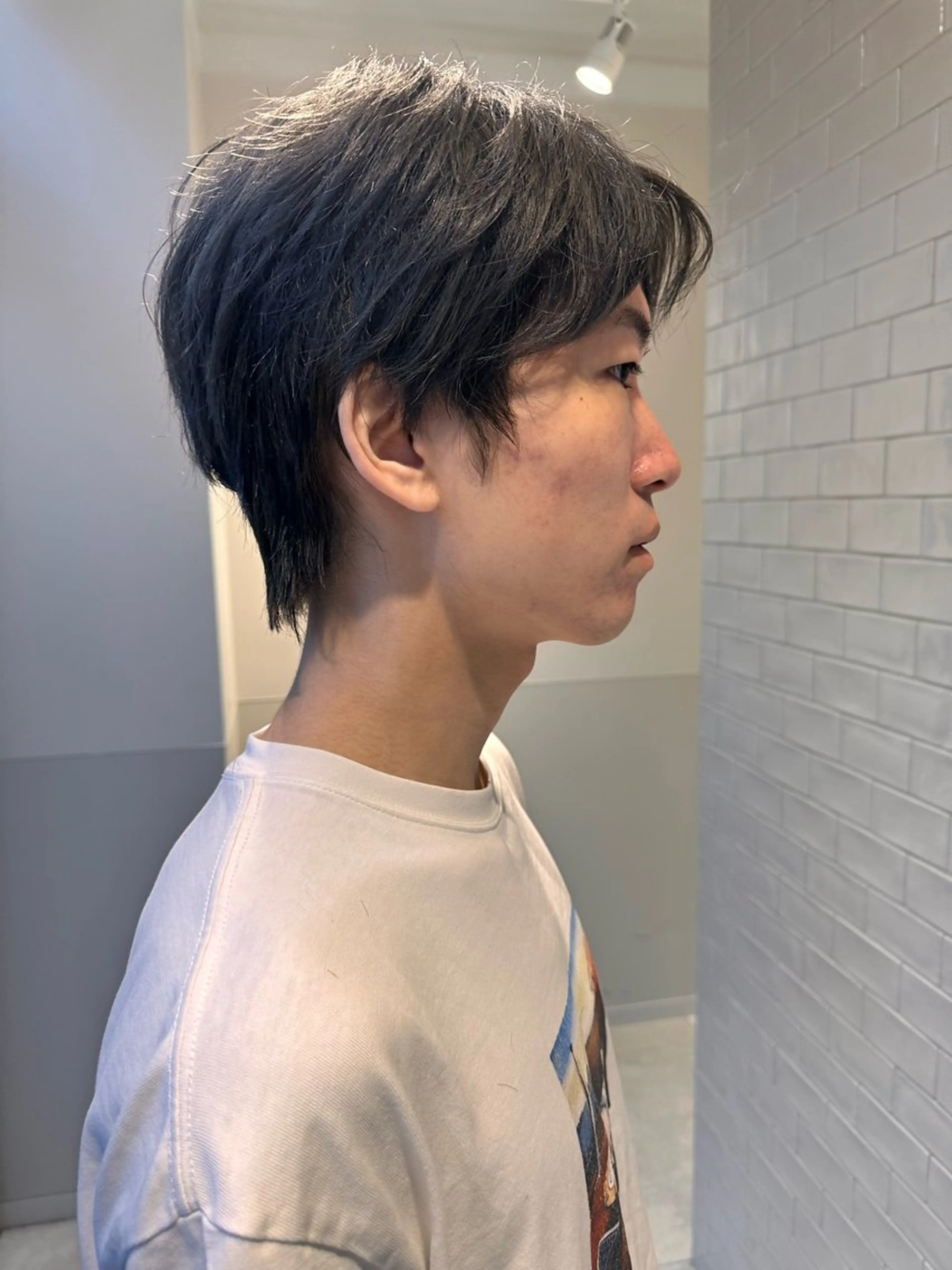 ショート カラー メンズ メンズブリーチ センターパート ブリーチ 透明感カラー 中野　恭佑 メンズ美容師のヘアスタイル