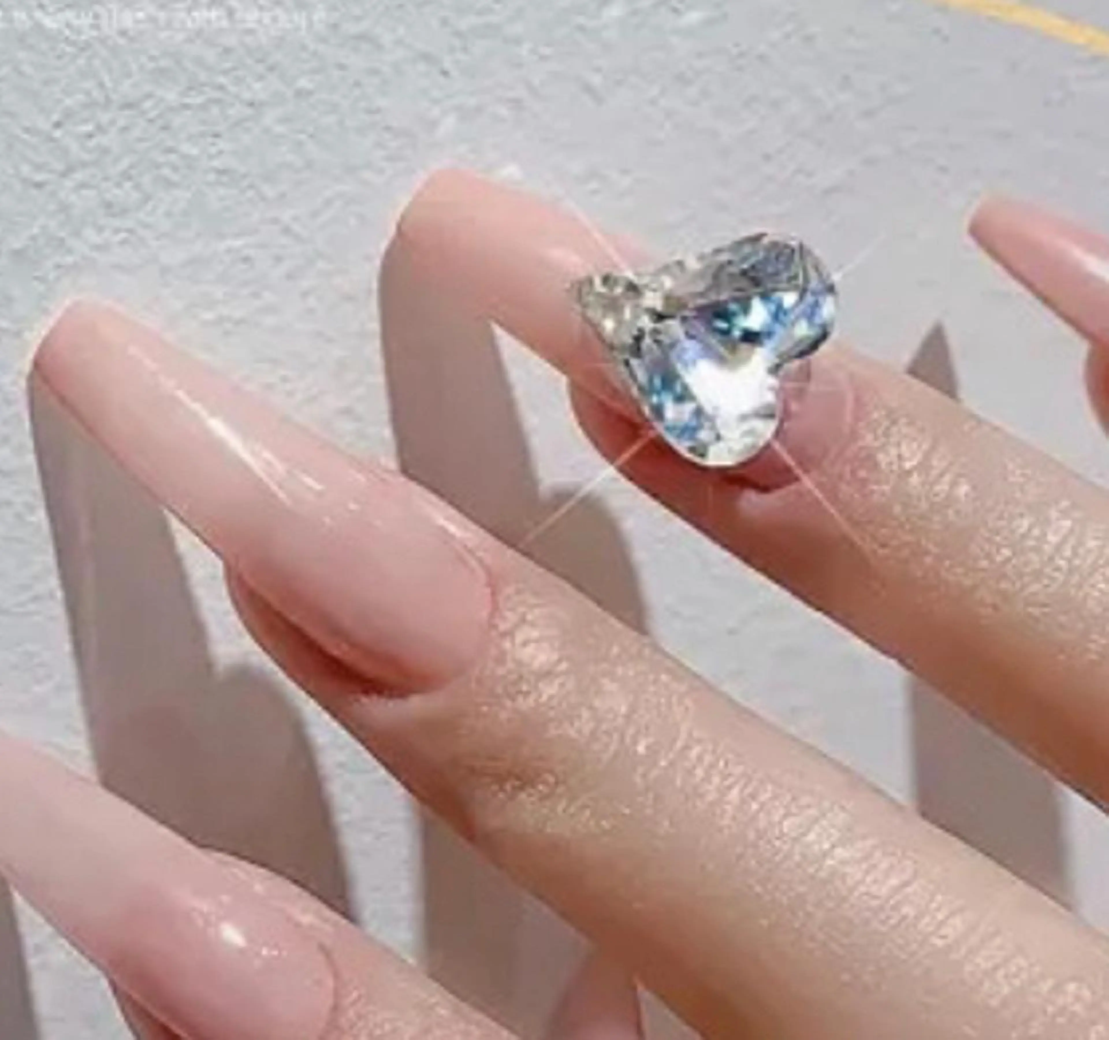 ネイル Honey スカルプ専門店のネイルデザイン