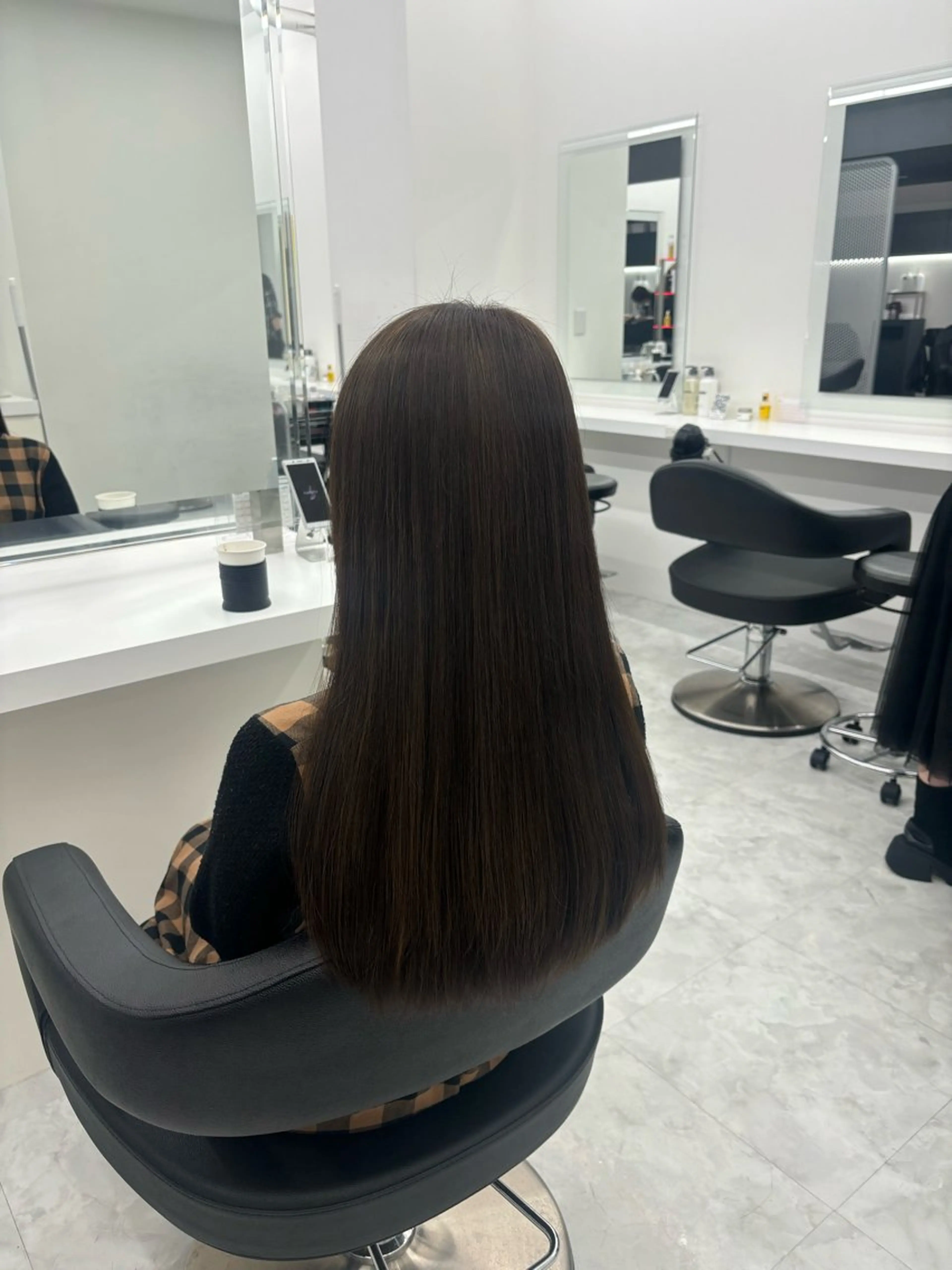 セミロング カラー 🤍レイヤー/顔周り /hirari🤍のヘアスタイル