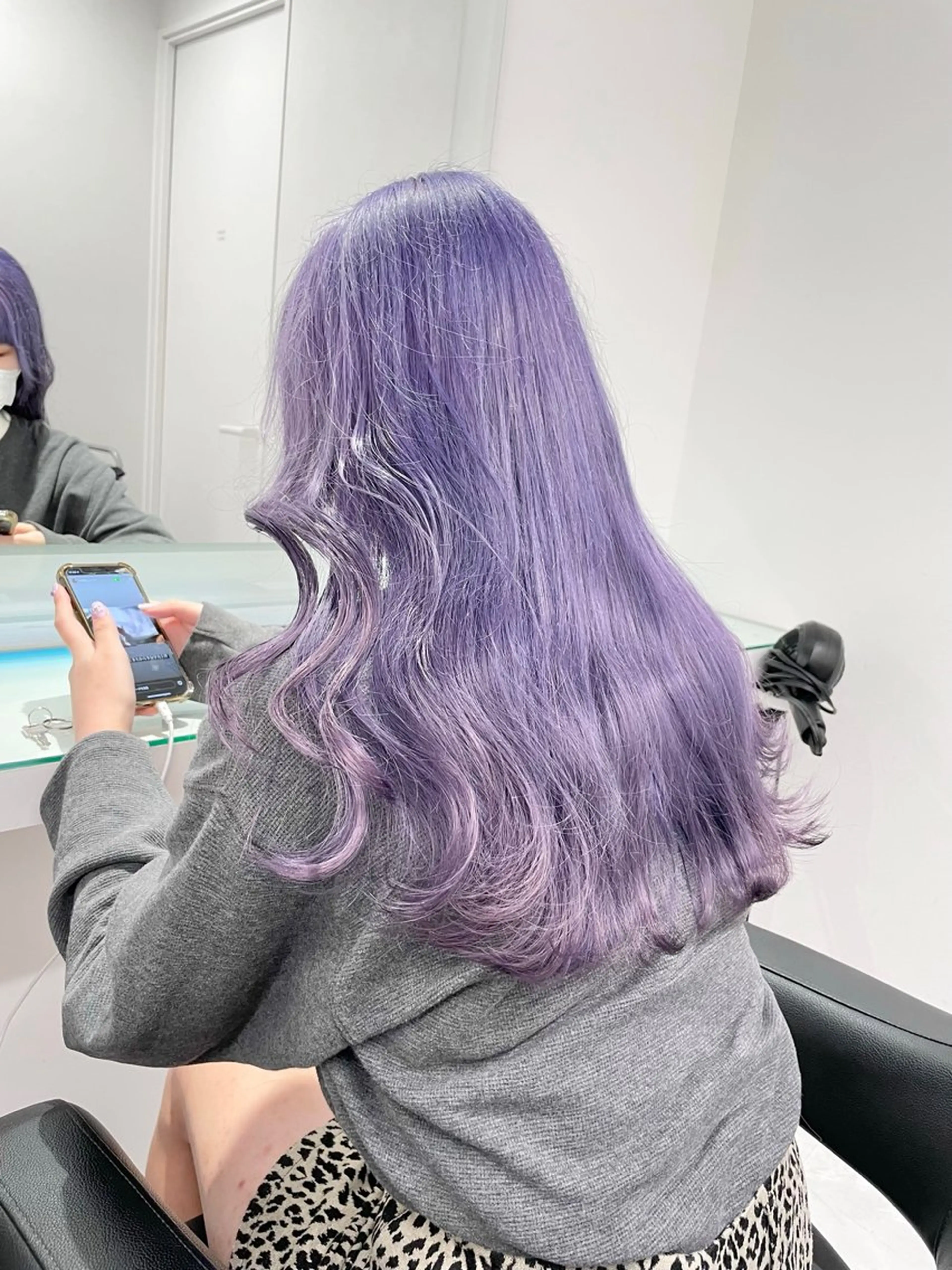 ロング カラー ヘアカラー 🤍💕ブリーチカラ ーAyaka💕🤍のヘアスタイル