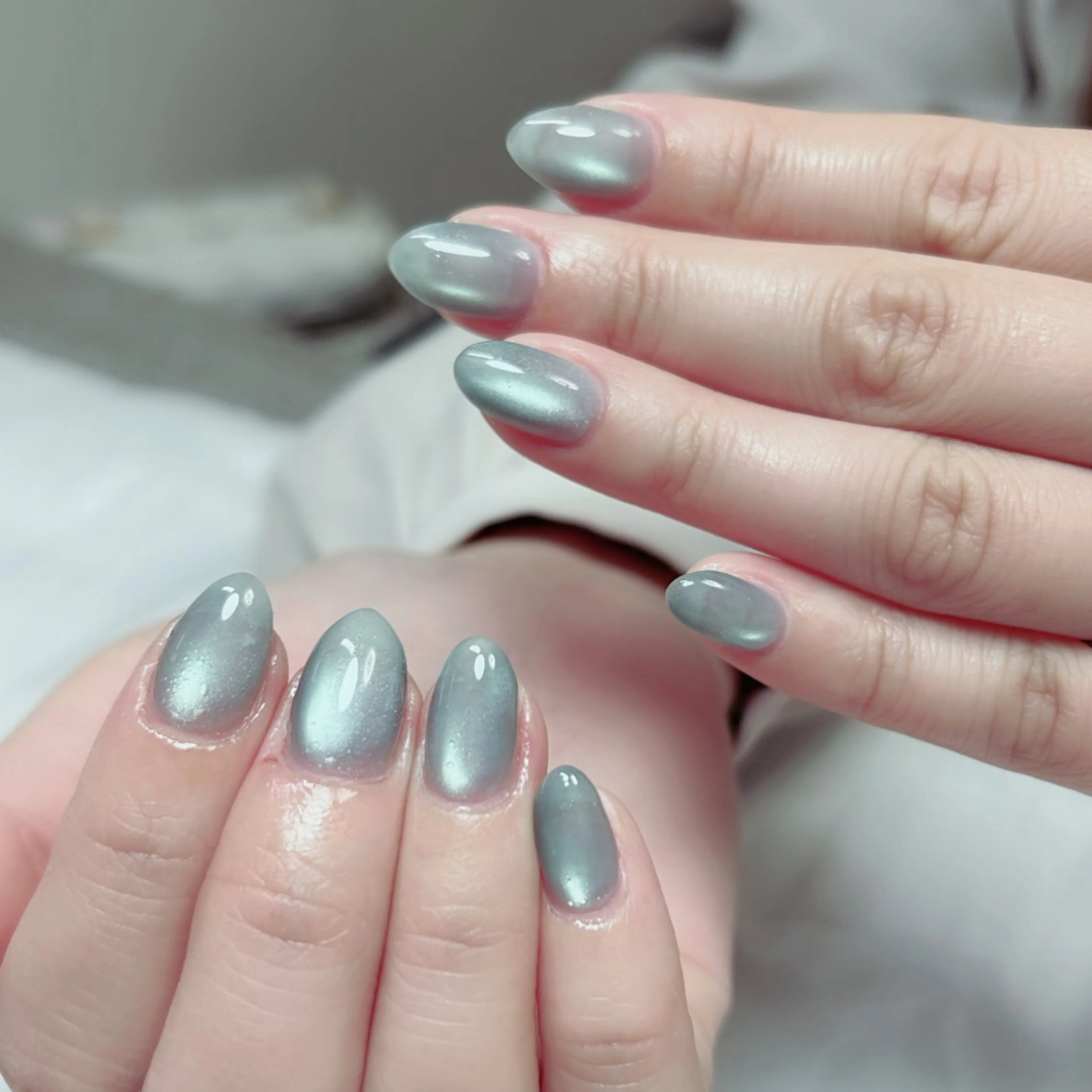 ネイル オーロラネイル フラワーネイル フレンチネイル キラキラネイル ラメ(グリッター) ハンドネイル Cute Tips nailのネイルデザイン