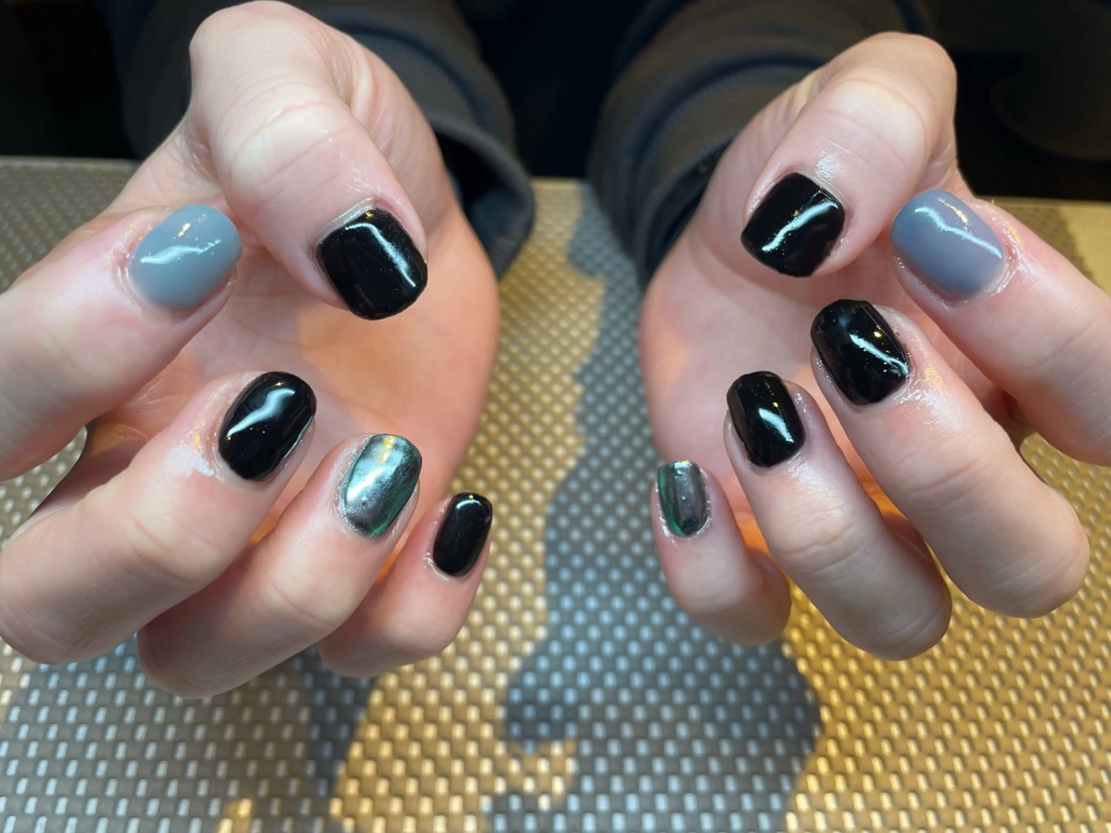 ネイル メンズネイル ミラーネイル laviebelle norikoのネイルデザイン