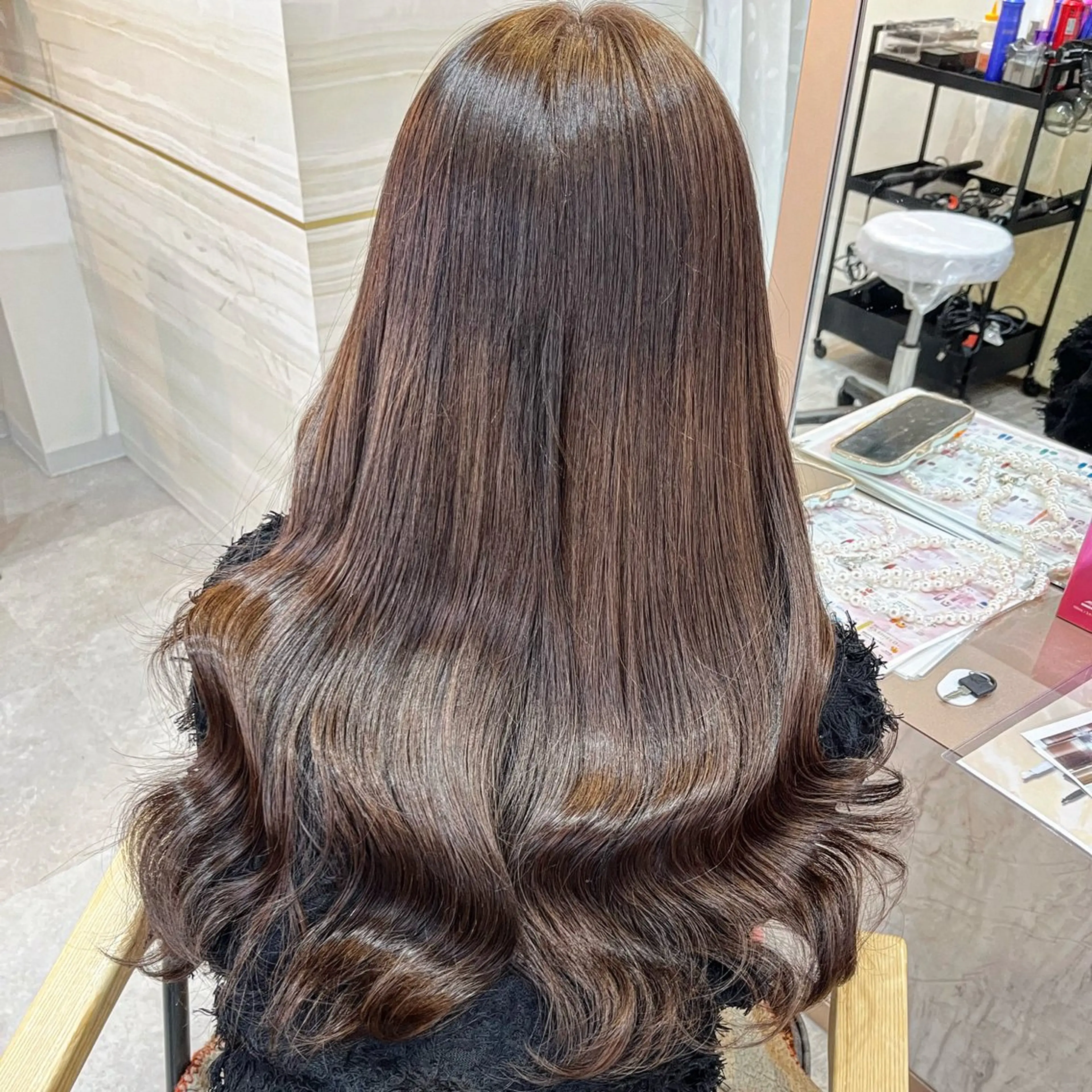 ロング カラー ヘアアレンジ ブラウンカラー チョコレートブラウン ロング トリートメント 🤍あみ🤍暗髪オリ ーブ特化🌿髪質改善のヘアスタイル