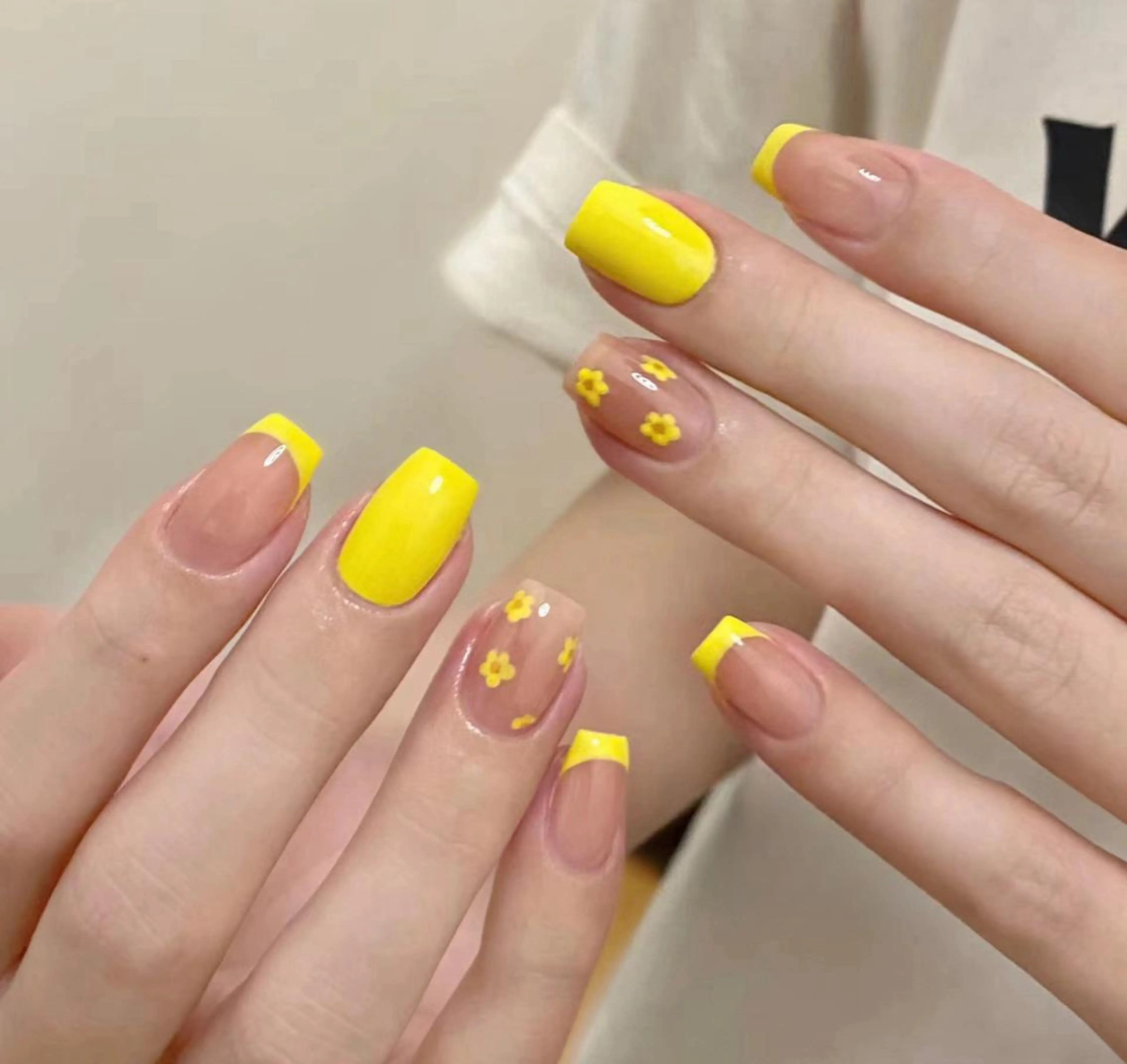 ネイル ハンドネイル 西村 桜子のネイルデザイン