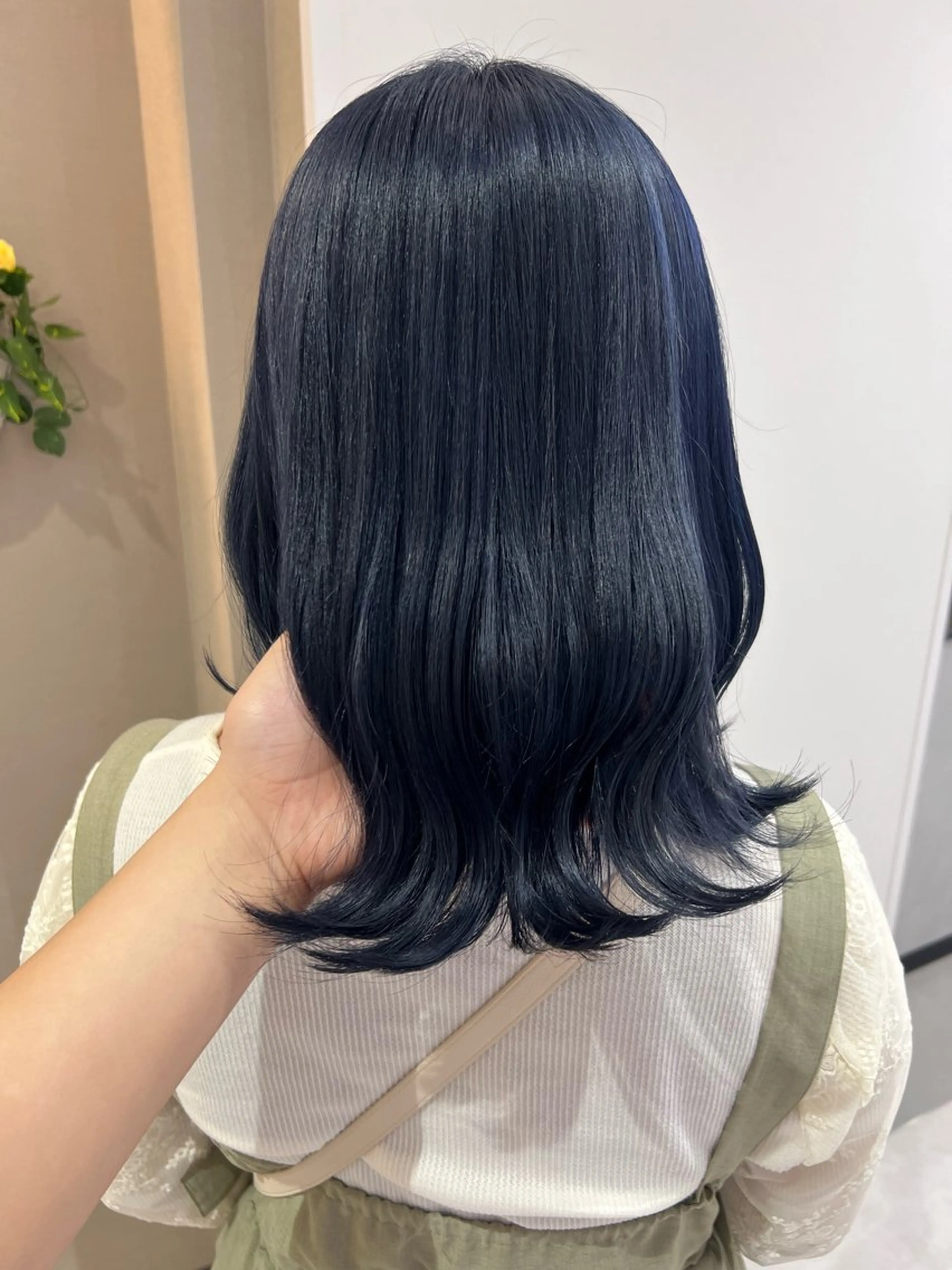 ミディアム カラー カット ヘアカラー トリートメント karin🌛ボブ／ 透明感たっぷりカラーのヘアスタイル