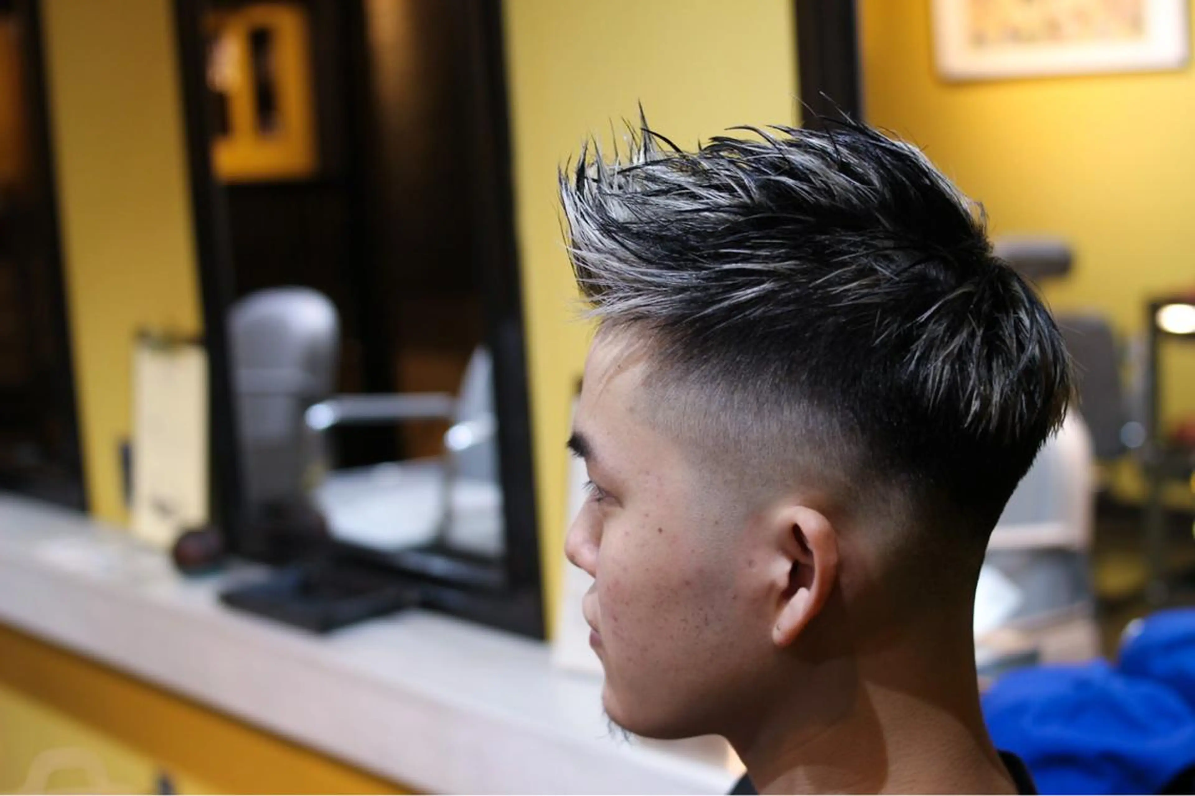 ショート カラー メンズ メンズブリーチ メンズメッシュ 黒髪 ブリーチ メッシュ メンズカット/パーマ 福島区SOSOのヘアスタイル