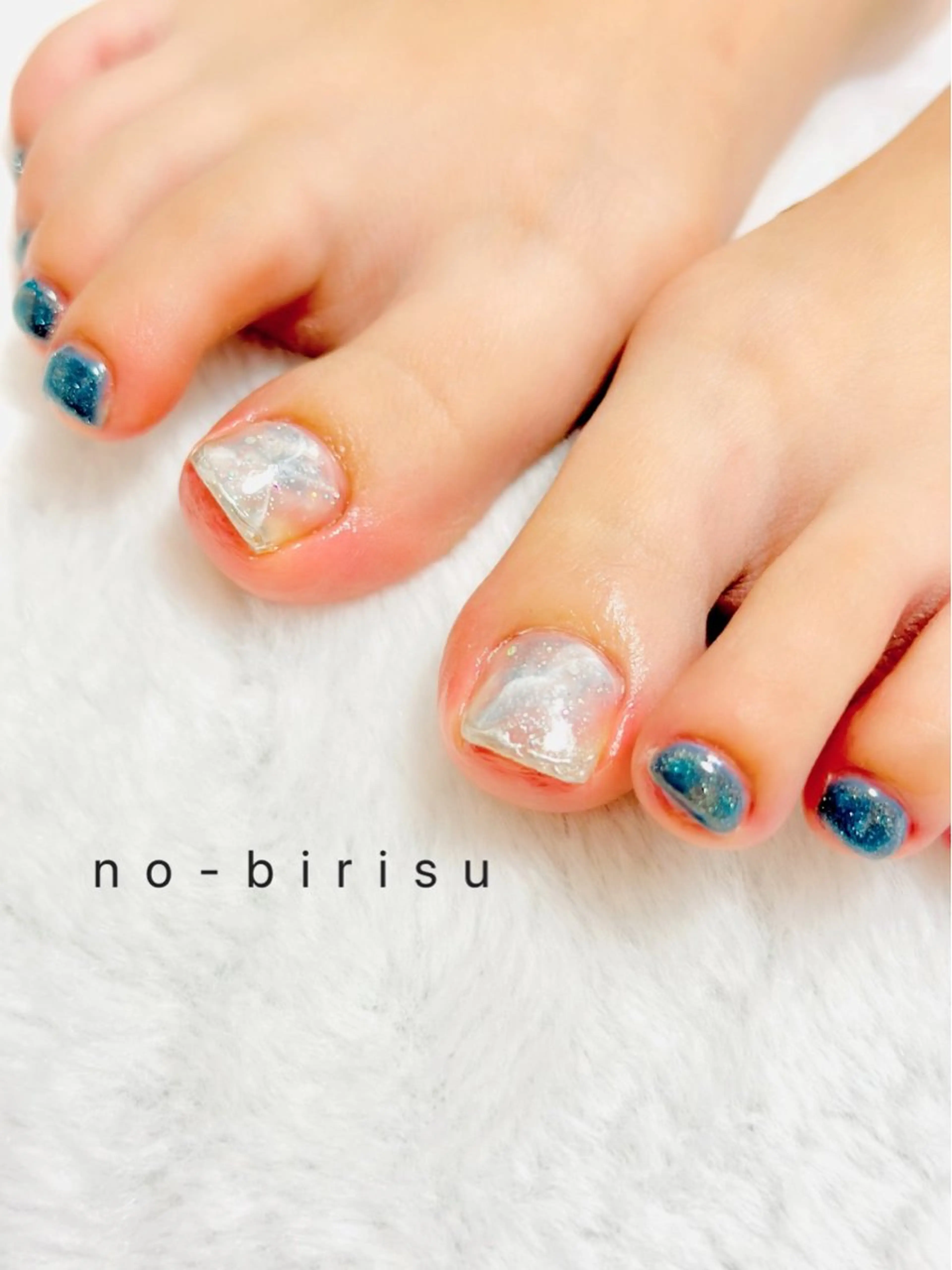 ネイル マグネットネイル フットネイル no-birisu nailのネイルデザイン