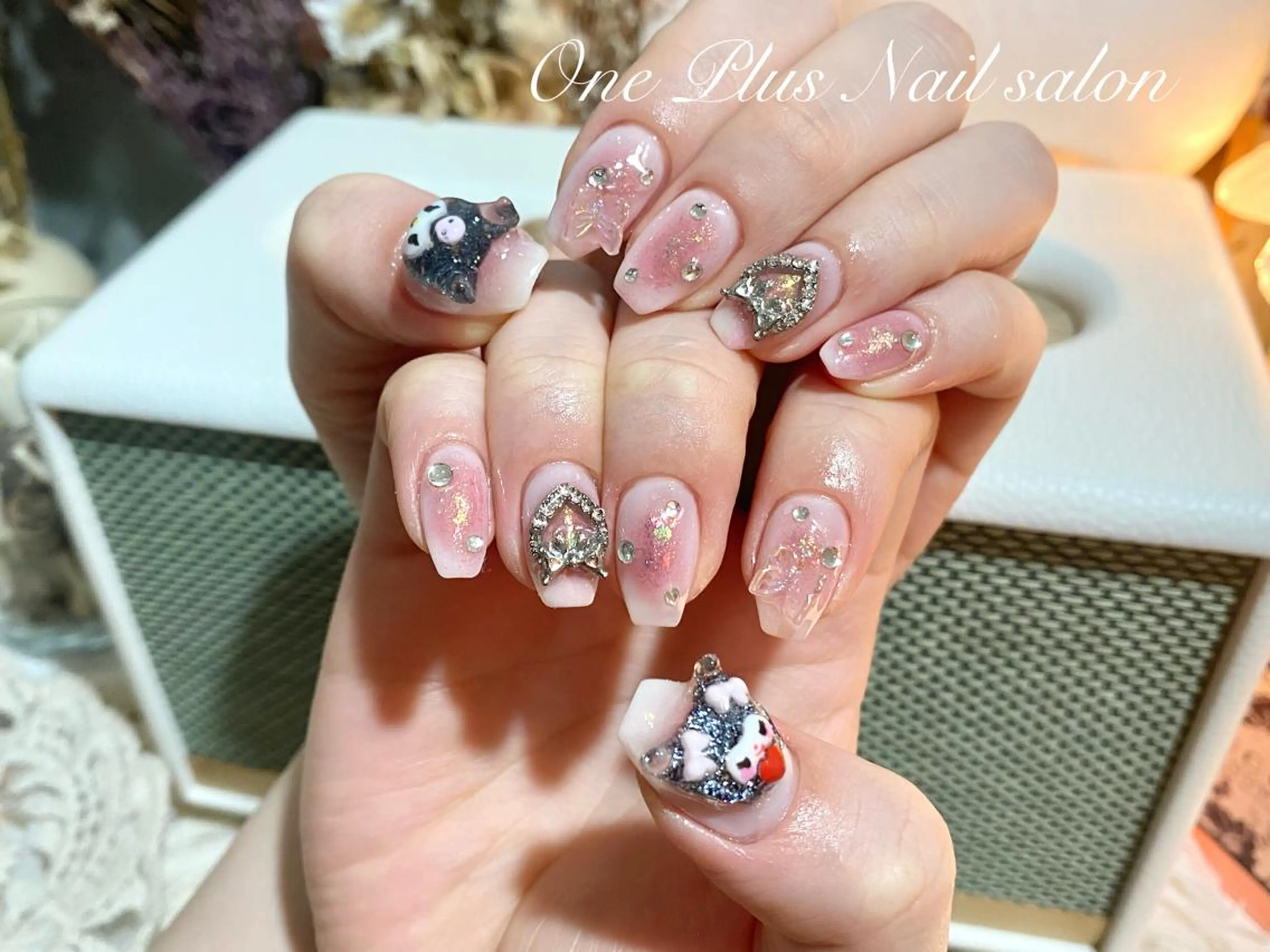 ネイル One Plus Nail Salonのネイルデザイン