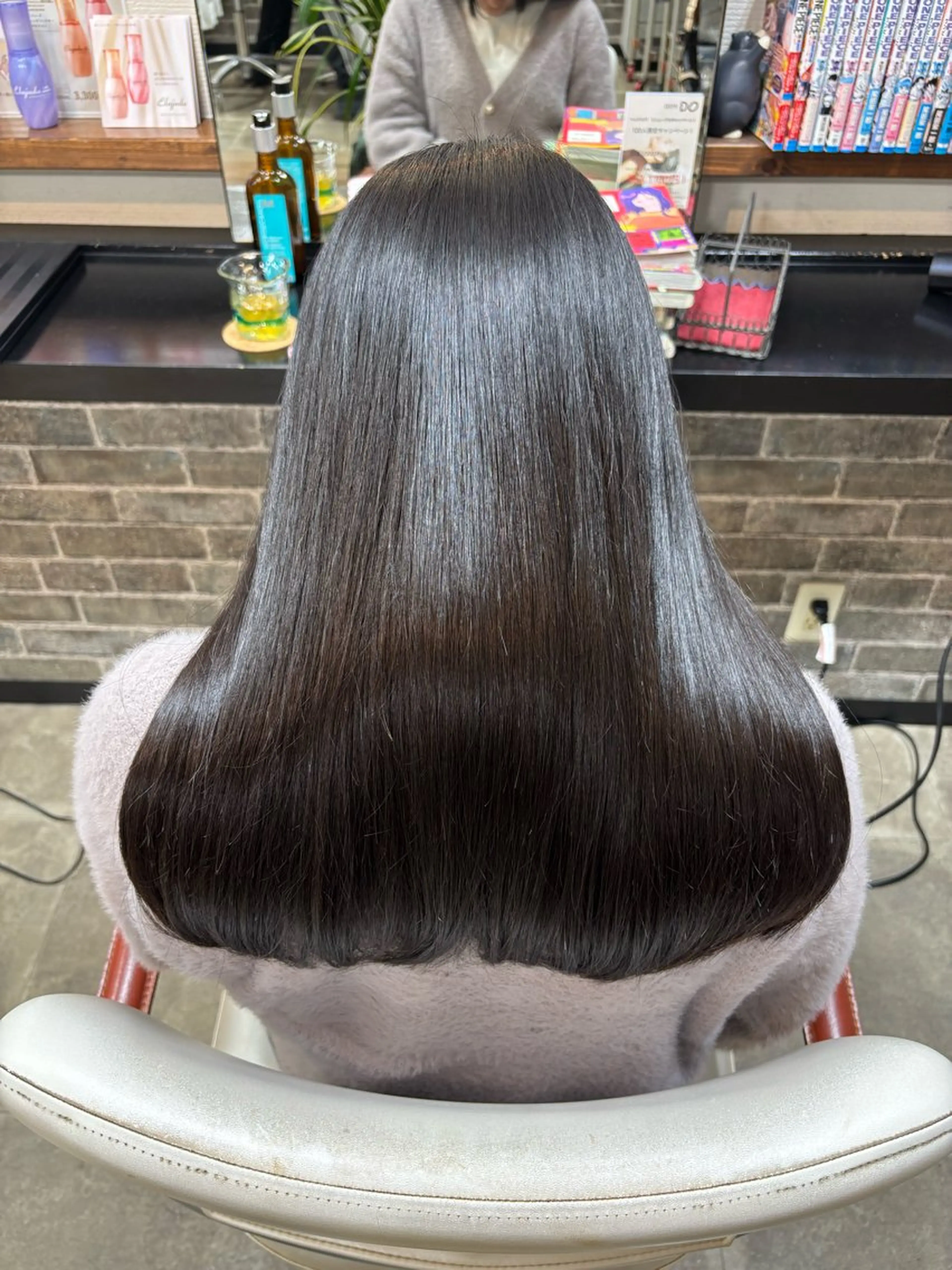 ロング パーマ ヘアアレンジ カット 縮毛矯正 イツキ🌕デザインカ ラー🥨髪質改善🫧のヘアスタイル