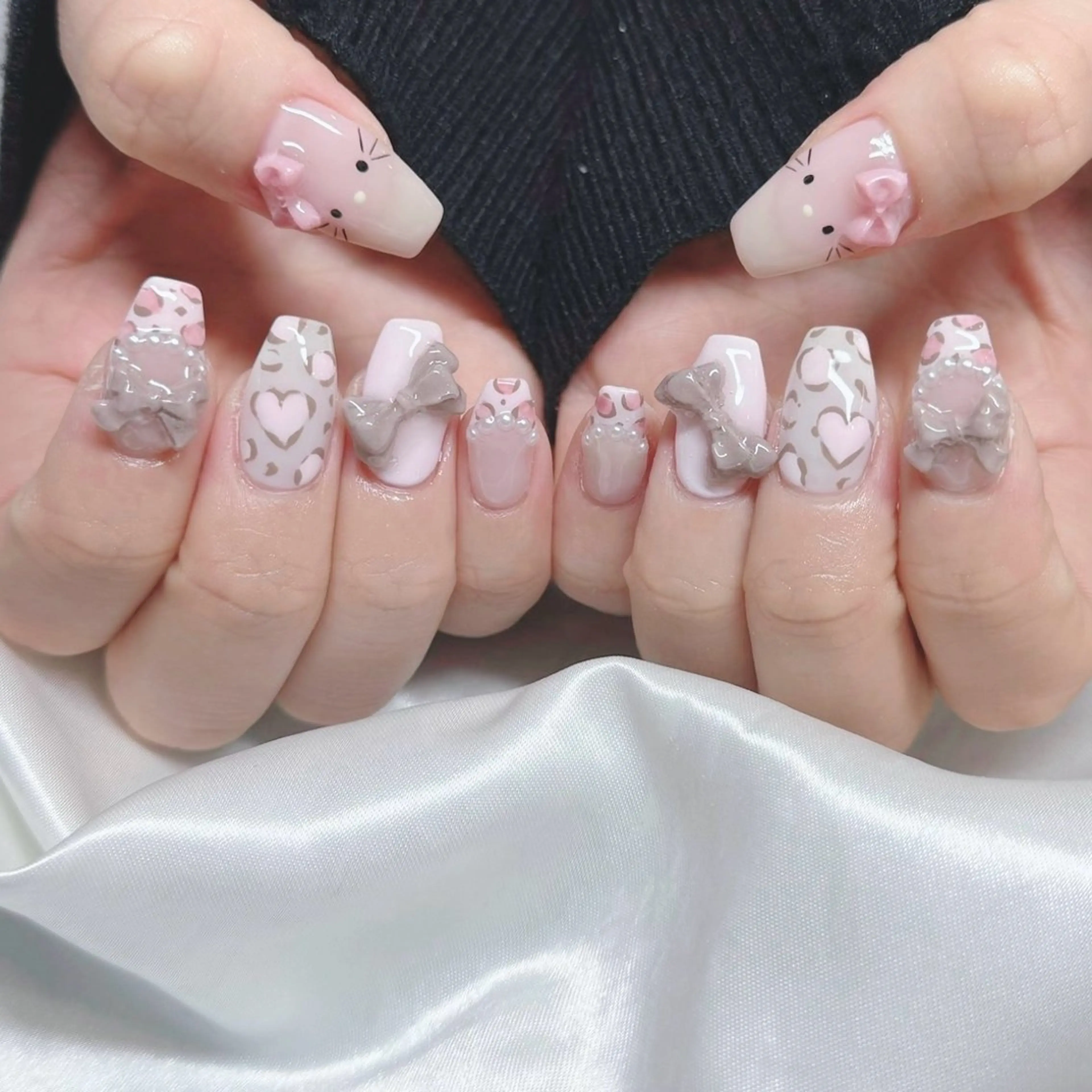 ネイル アニマル柄 ハート ハンドネイル Nail lieNのネイルデザイン