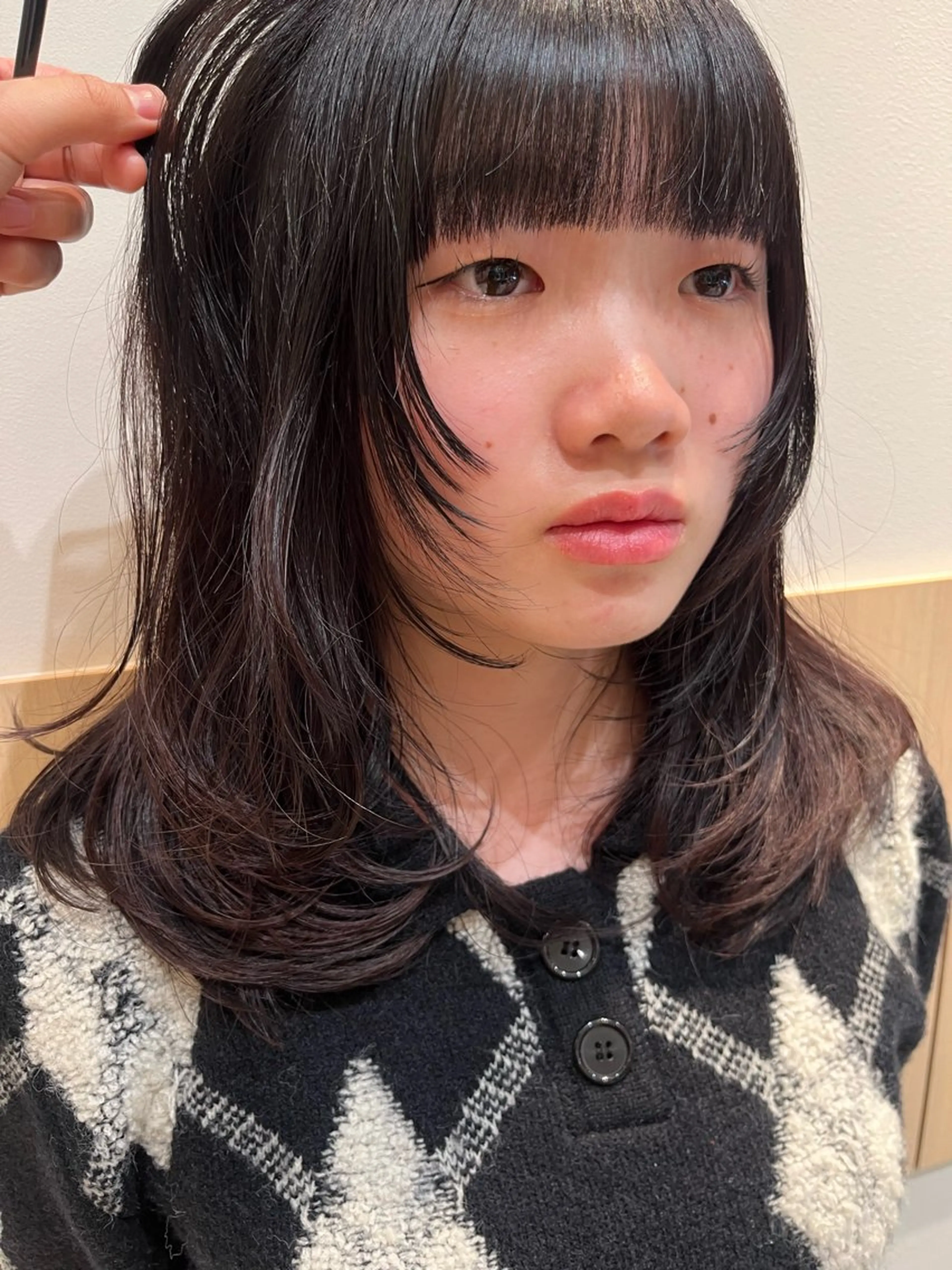 セミロング カラー 🔆艶髪トレンドヘア YUZU🪸のヘアスタイル