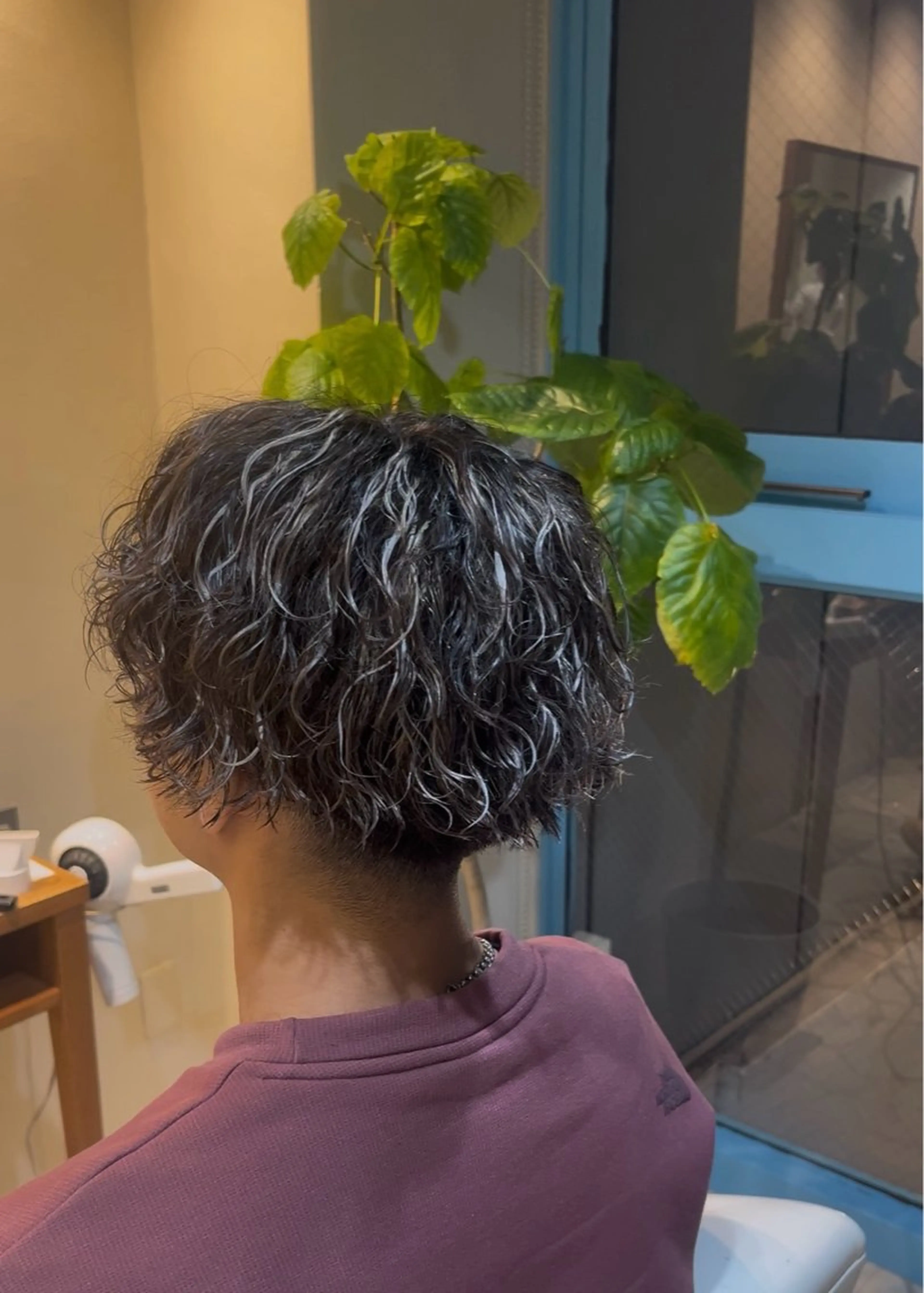 ショート パーマ メンズ メンズパーマ カット パーマ 山口 陸のヘアスタイル
