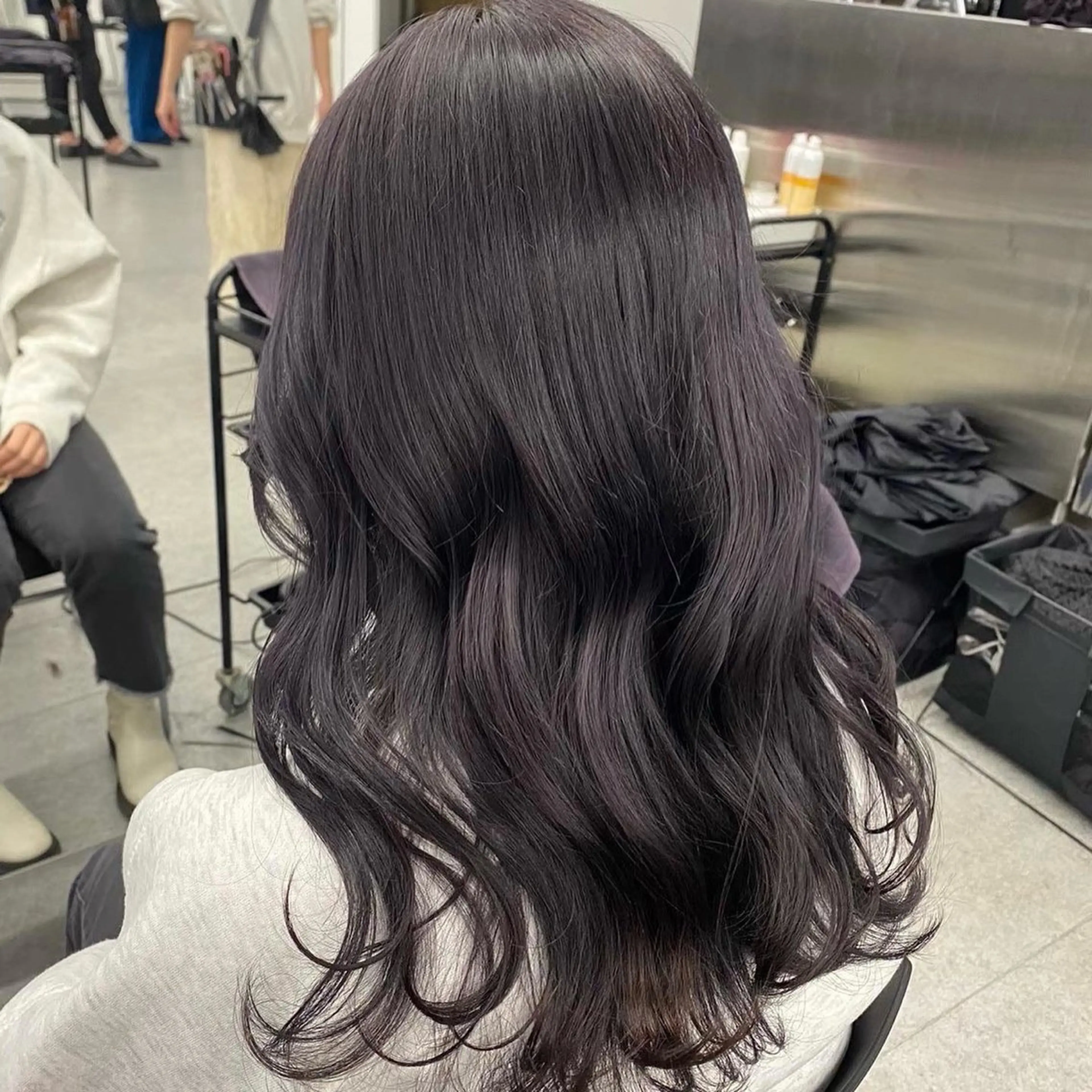 カラー ヘアカラー トリートメント 🤍ハイトーン寒色 🤍MADOKAのヘアスタイル