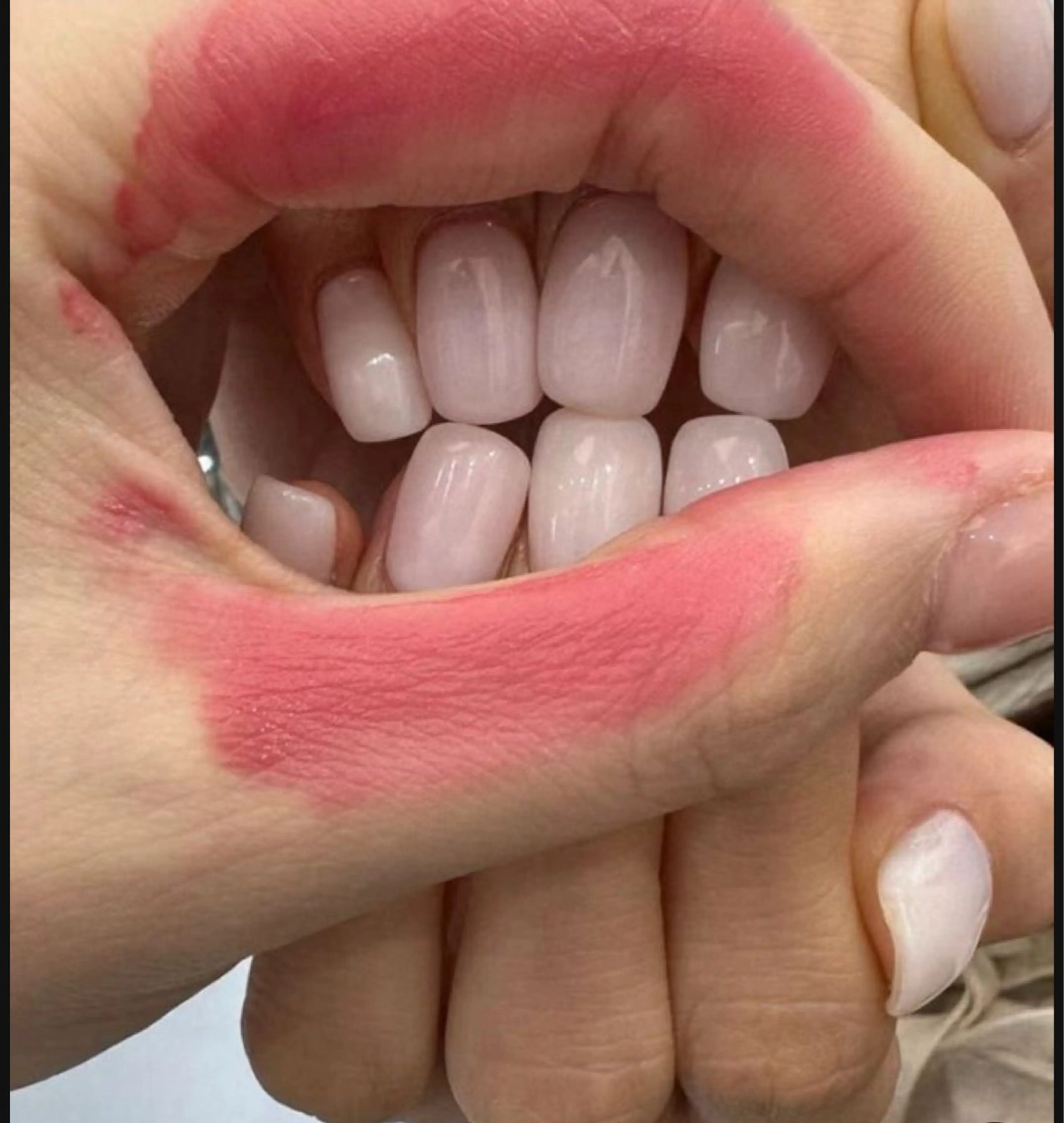 ネイル BROWS/ NAILSの眉毛・アイブロウイメージ