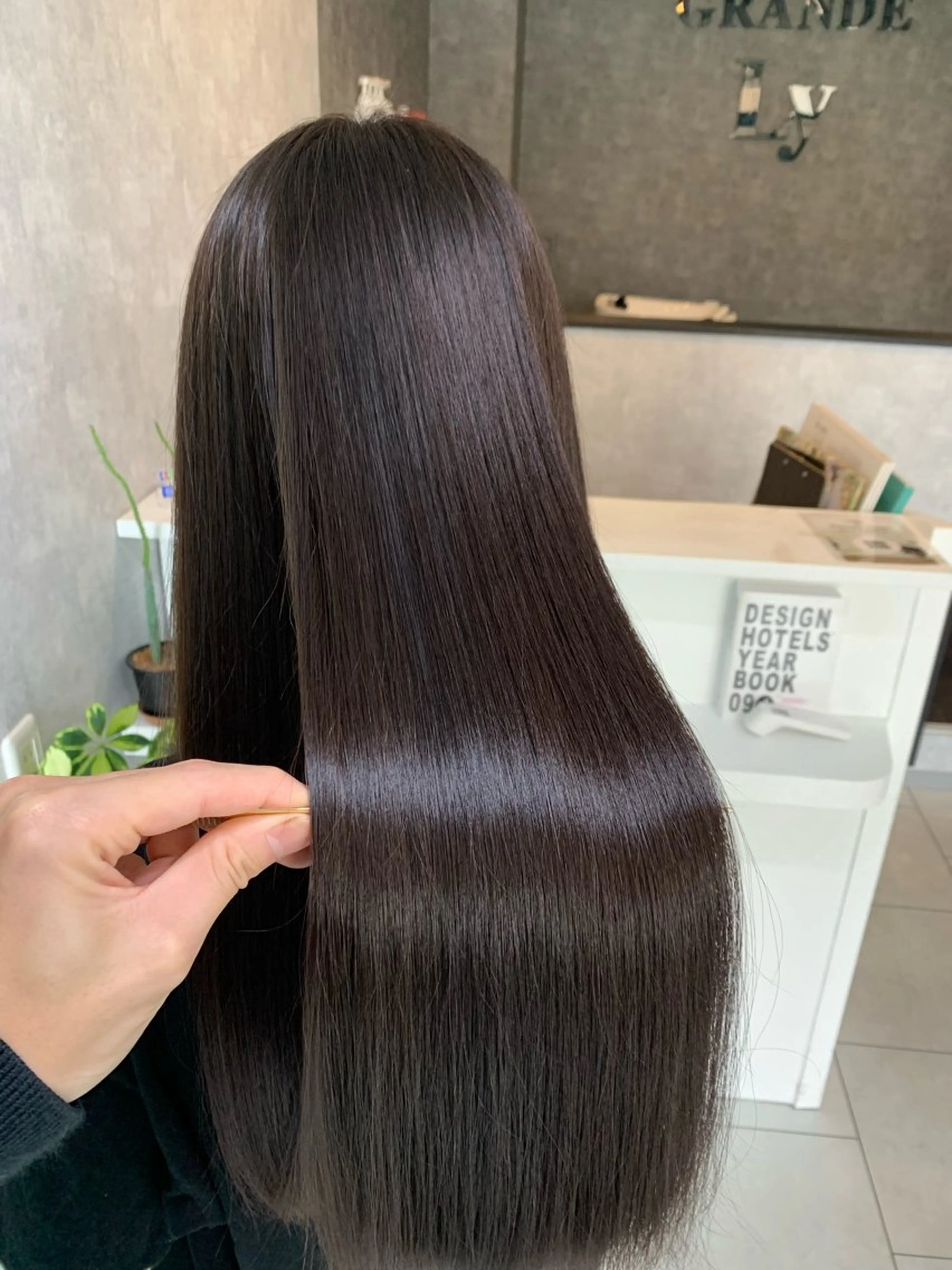 ロング 髪質改善 縮毛矯正 酸性ストレート 縮毛矯正 トリートメント 中川/縮毛矯正/ 高羽　克明のヘアスタイル