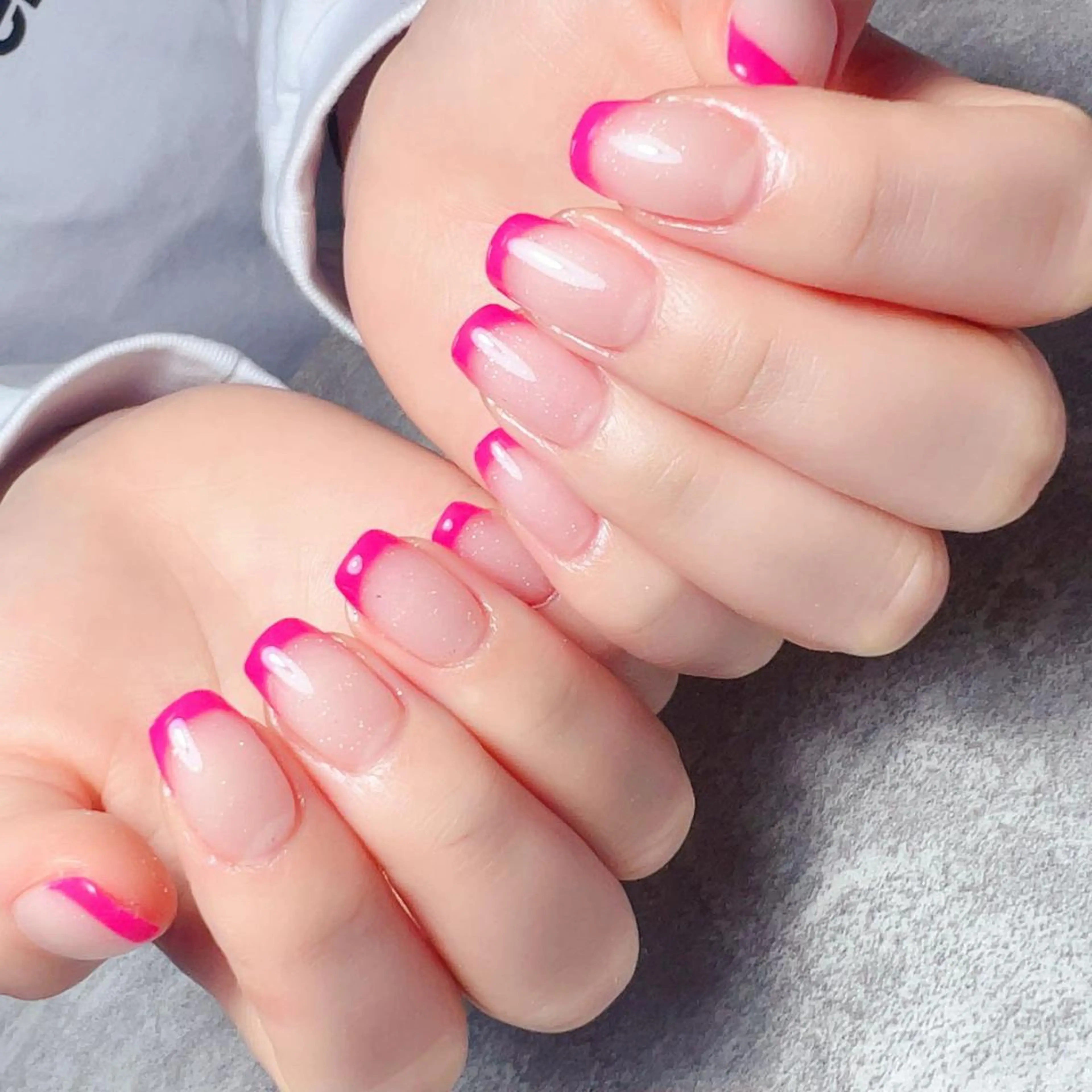 ミディアム めぐみのネイルサロン スタッフ練習のネイルデザイン