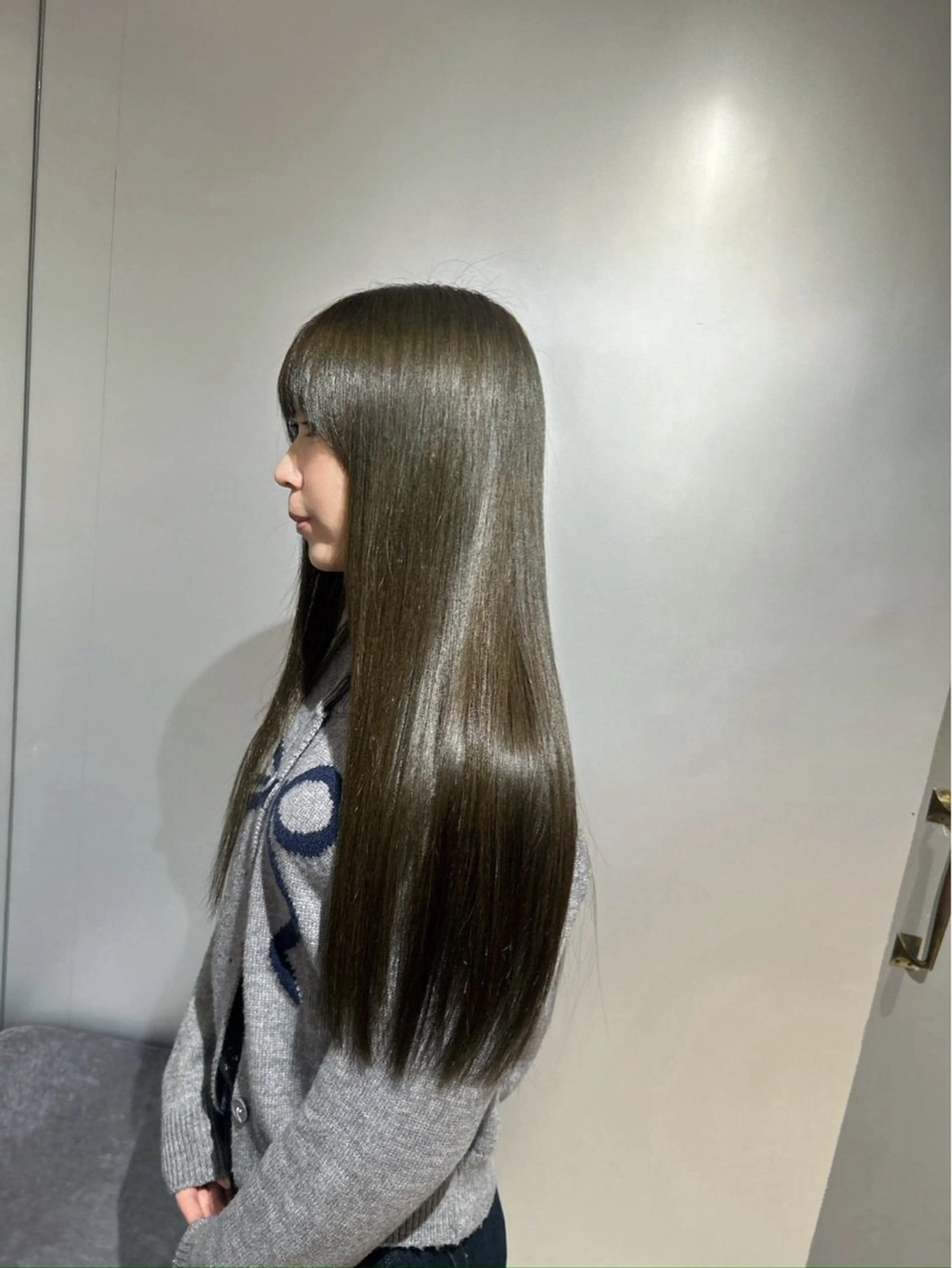 ロング カラー 艶髪×透明感カラー りなのヘアスタイル