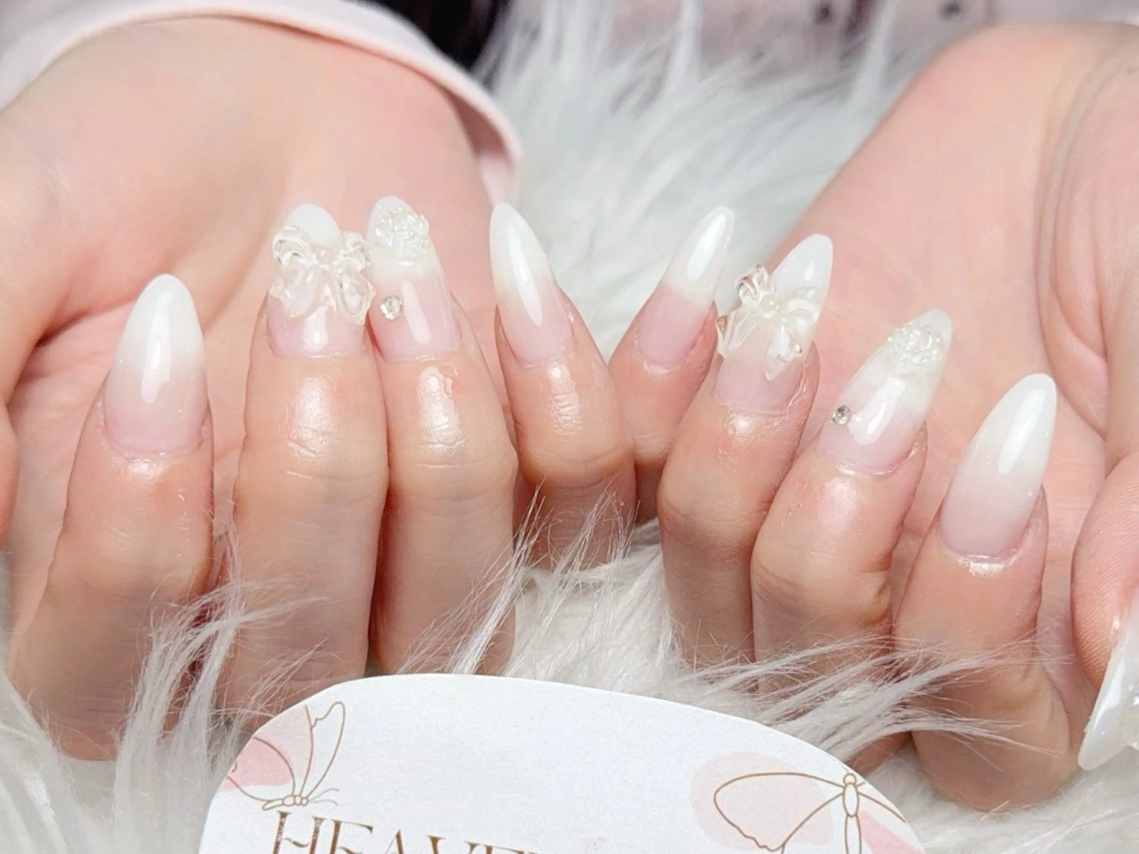 ネイル ガーリー 韓国ネイル マグネットネイル ニュアンスネイル オフィスネイル Mika nail salon 鶯谷のネイルデザイン