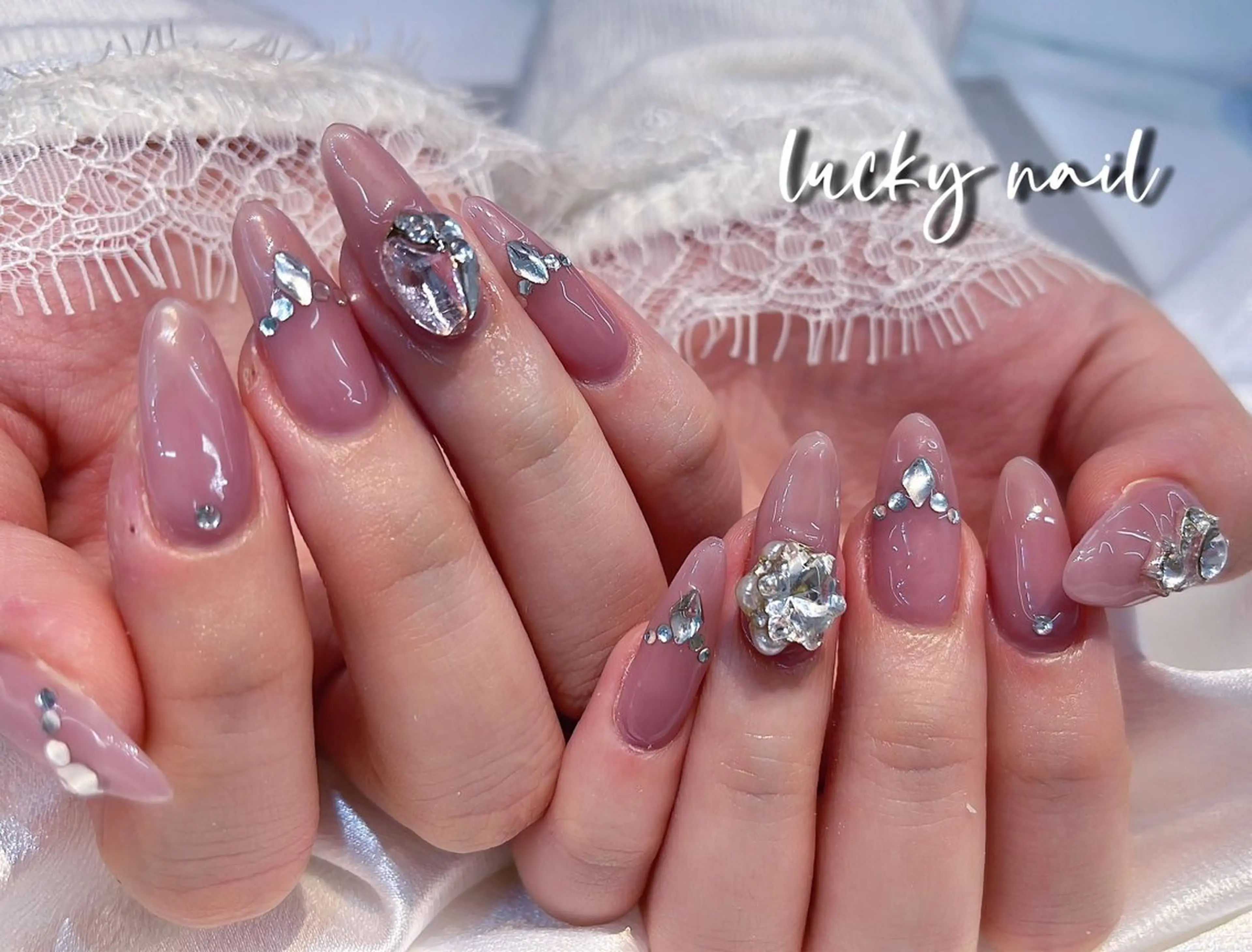 ネイル チークネイル 長さ出し ジェルネイル マグネットネイル 持ち込み ハンドネイル ハンドケア Lucky nail  小林和希のネイルデザイン