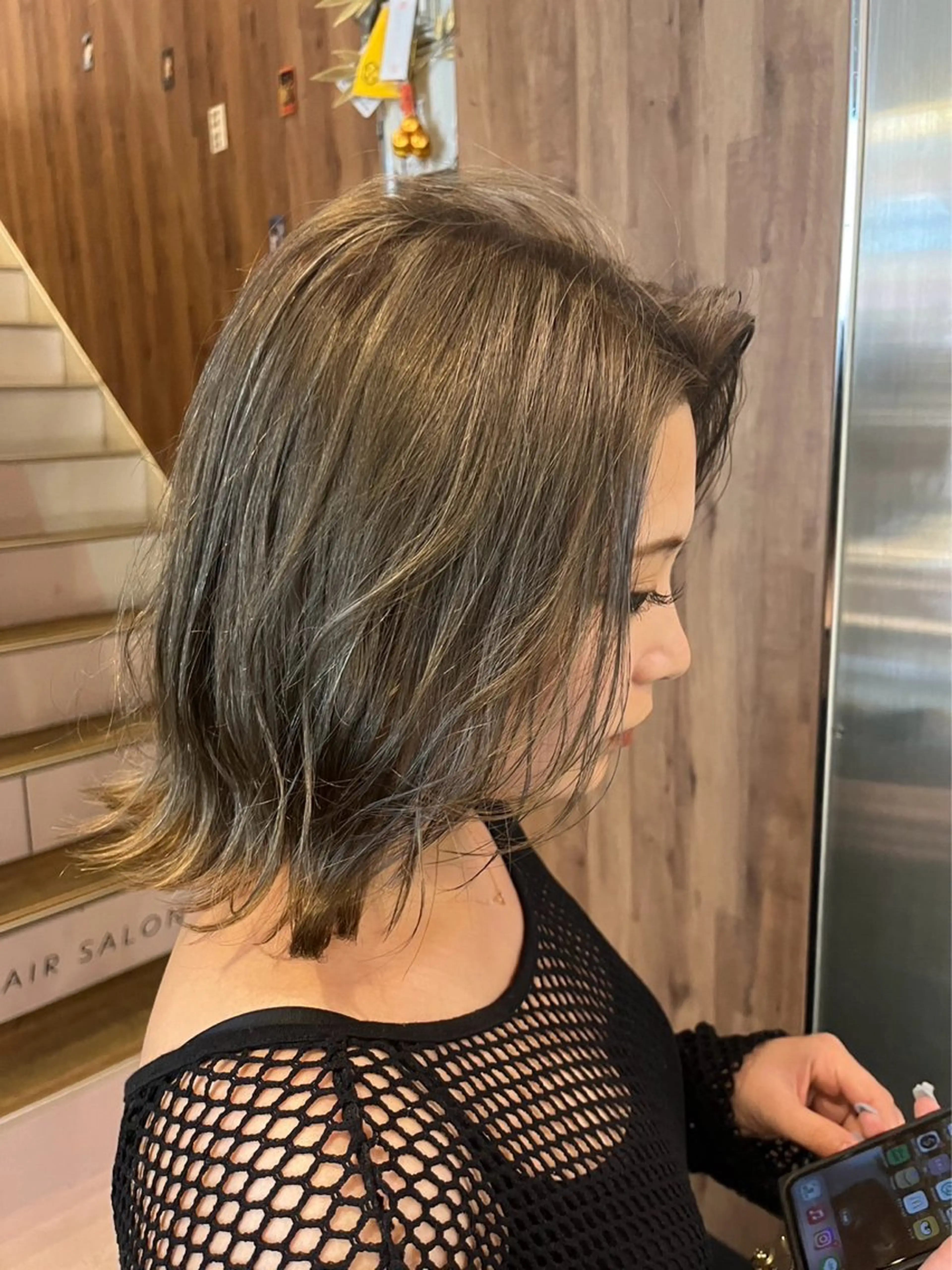 ミディアム ハイライト カット ヘアカラー トリートメント 【ブロンド】【ベージ ュ系】TAKUMAのヘアスタイル