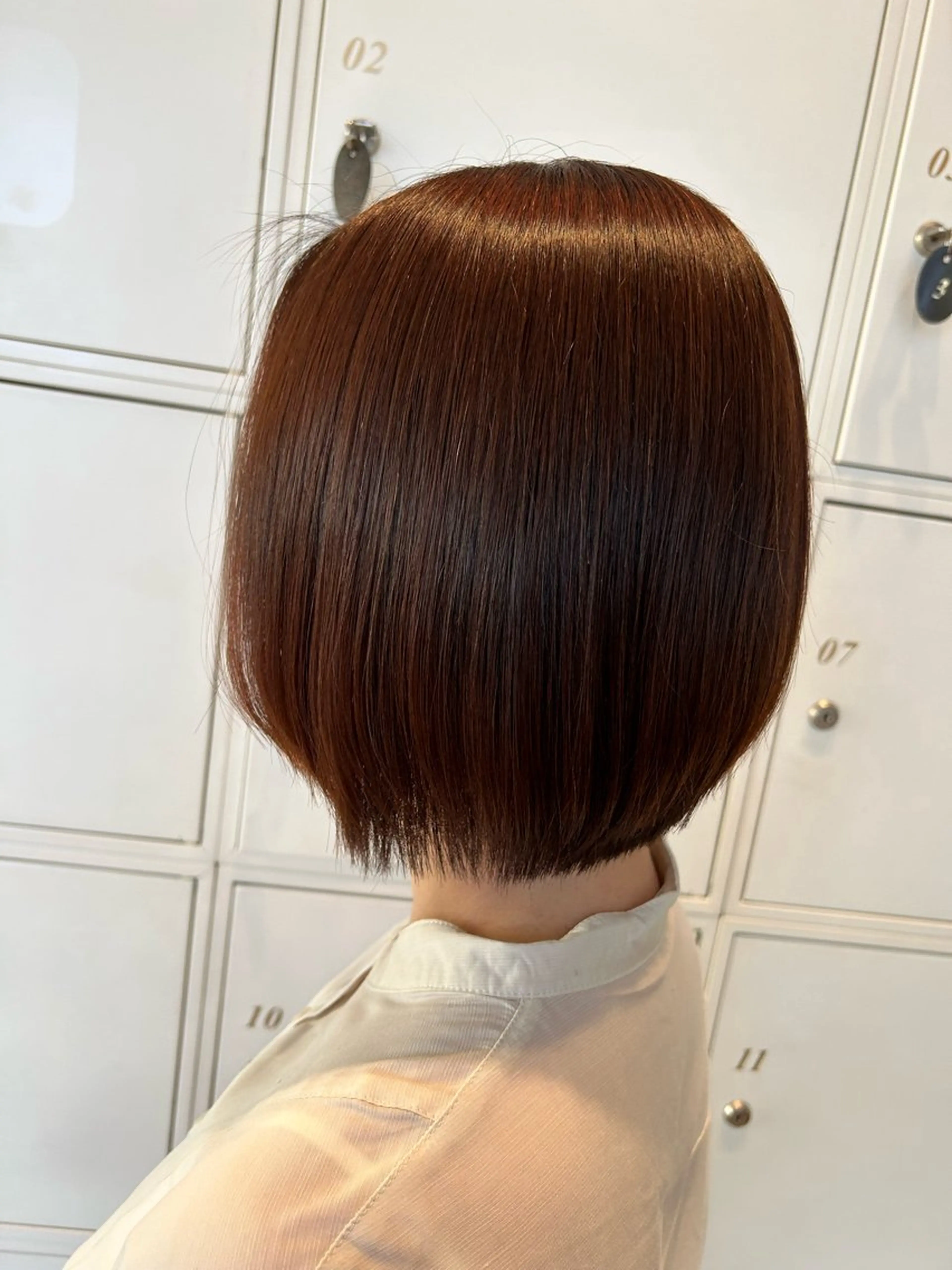 ショート オガタ アキのヘアスタイル