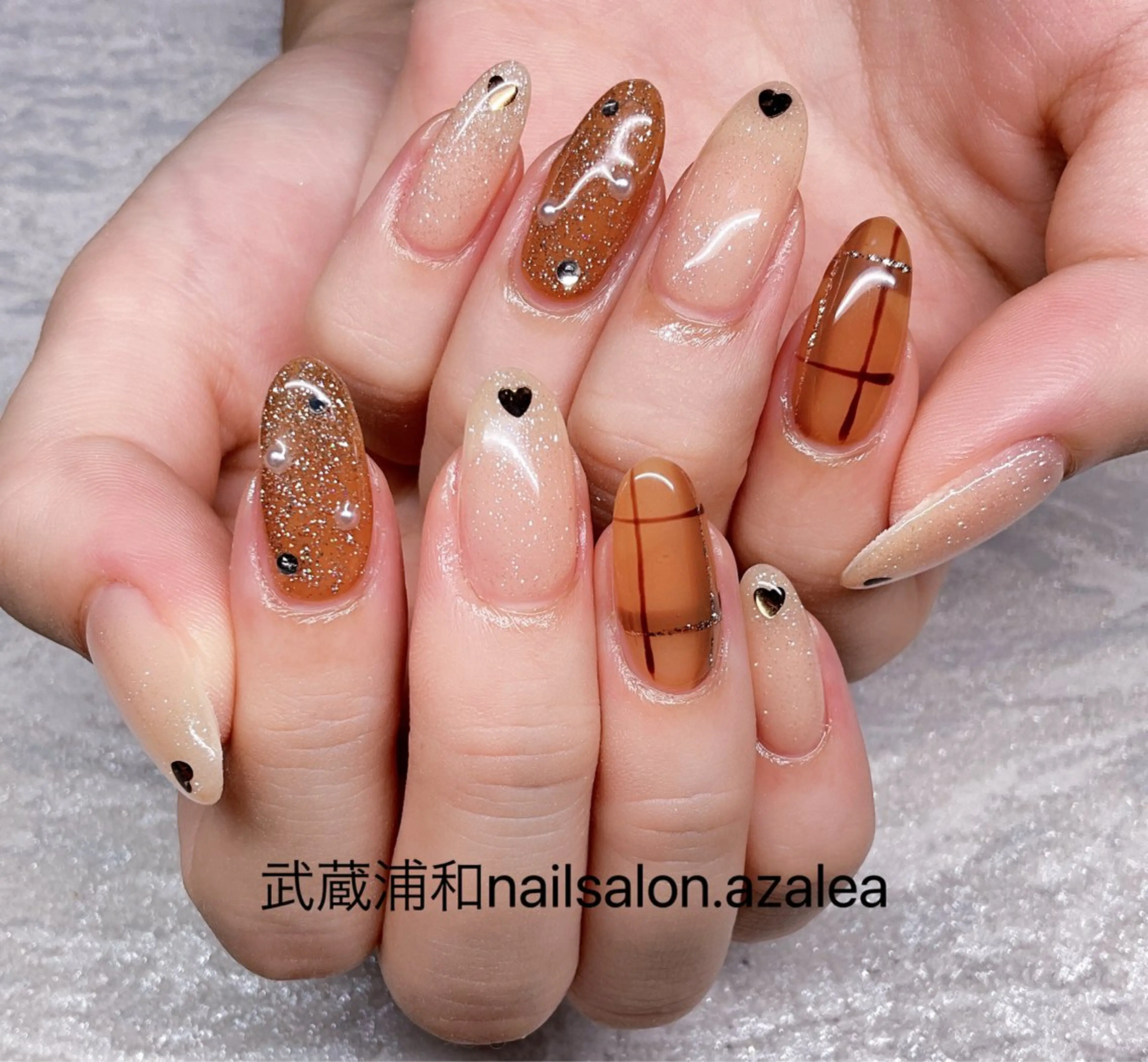 ネイル ハンドネイル R inのネイルデザイン