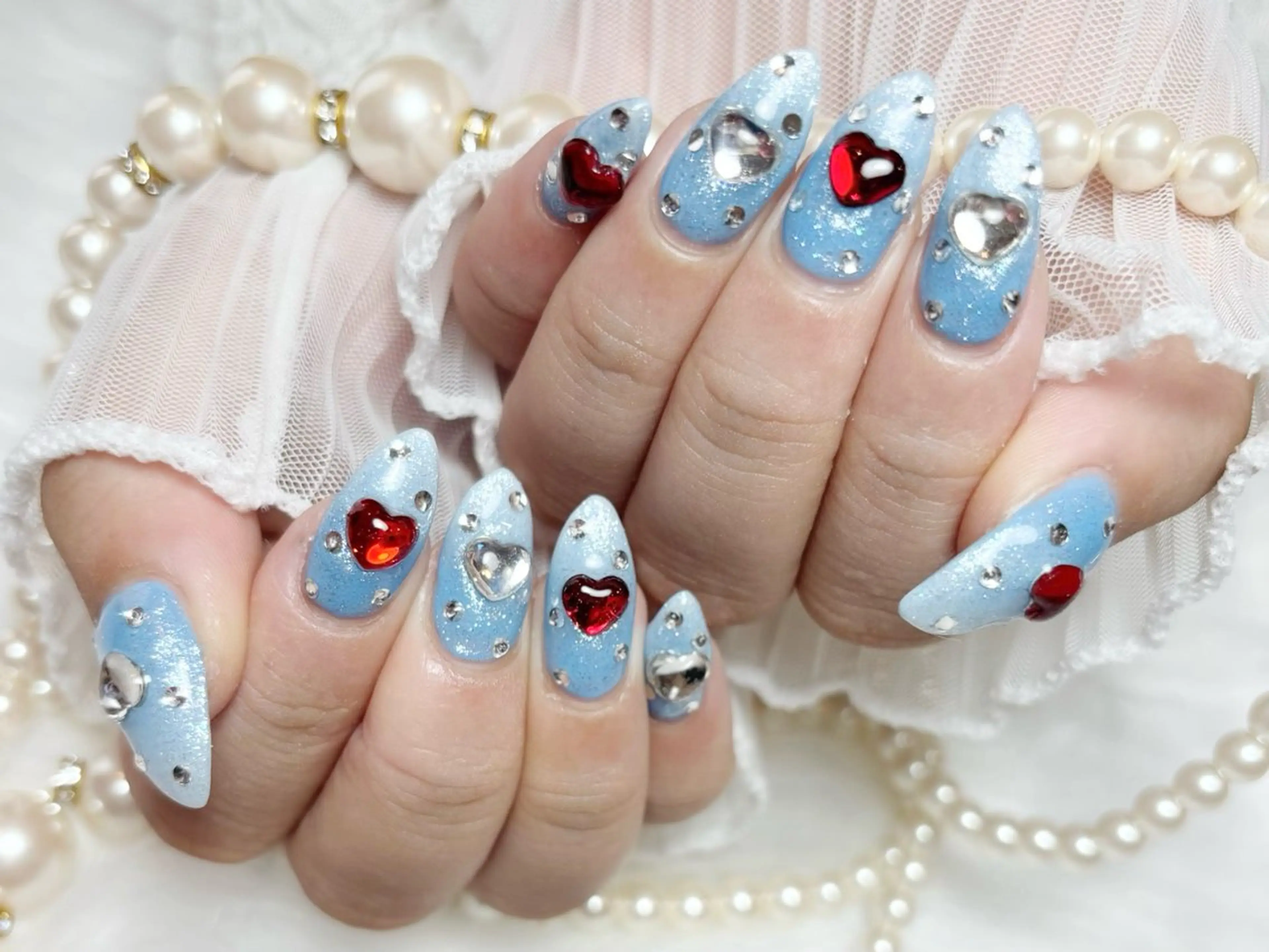 セミロング 韓国風ヘア Conjunim MAMI🎀✨のネイルデザイン