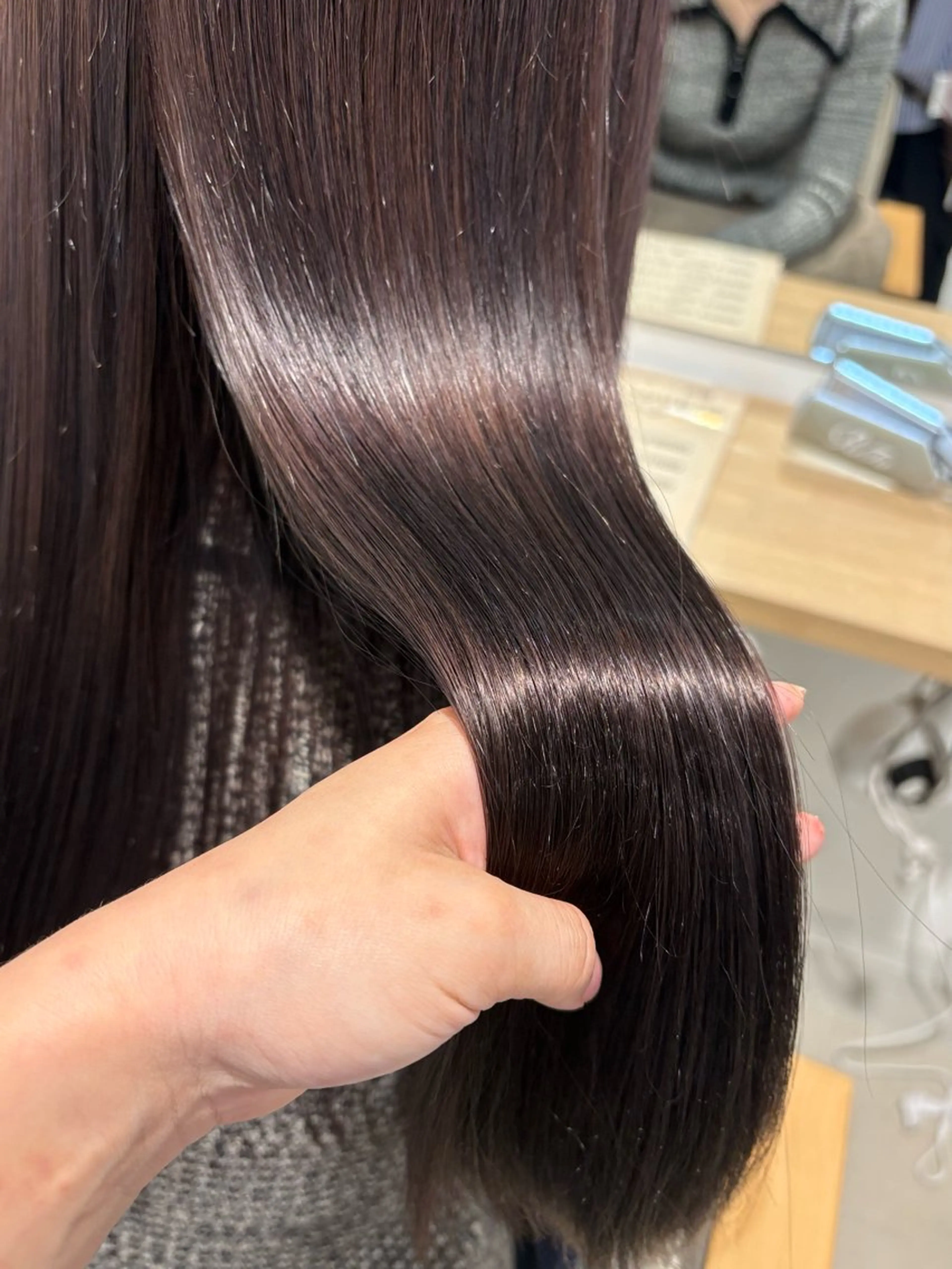 【カラーしながら持続力のあるトリートメントができるメニューしっとりサラサラに🫶🏻💗】カット➕髪質改善ケアカラー🦄の写真