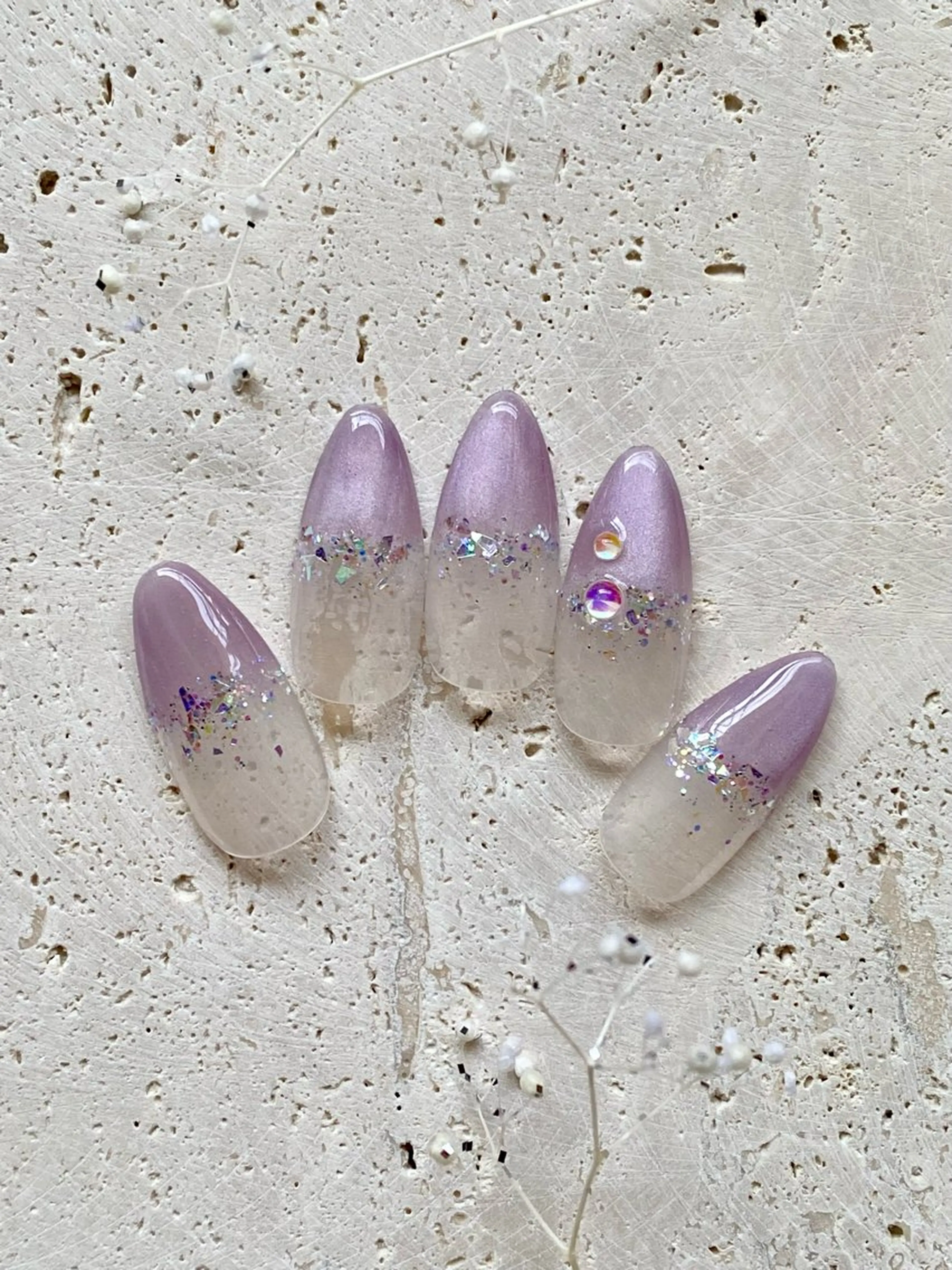 ネイル キラキラネイル ラメ(グリッター) マグネットネイル オフィスネイル 夏ネイル iro+ nailのネイルデザイン