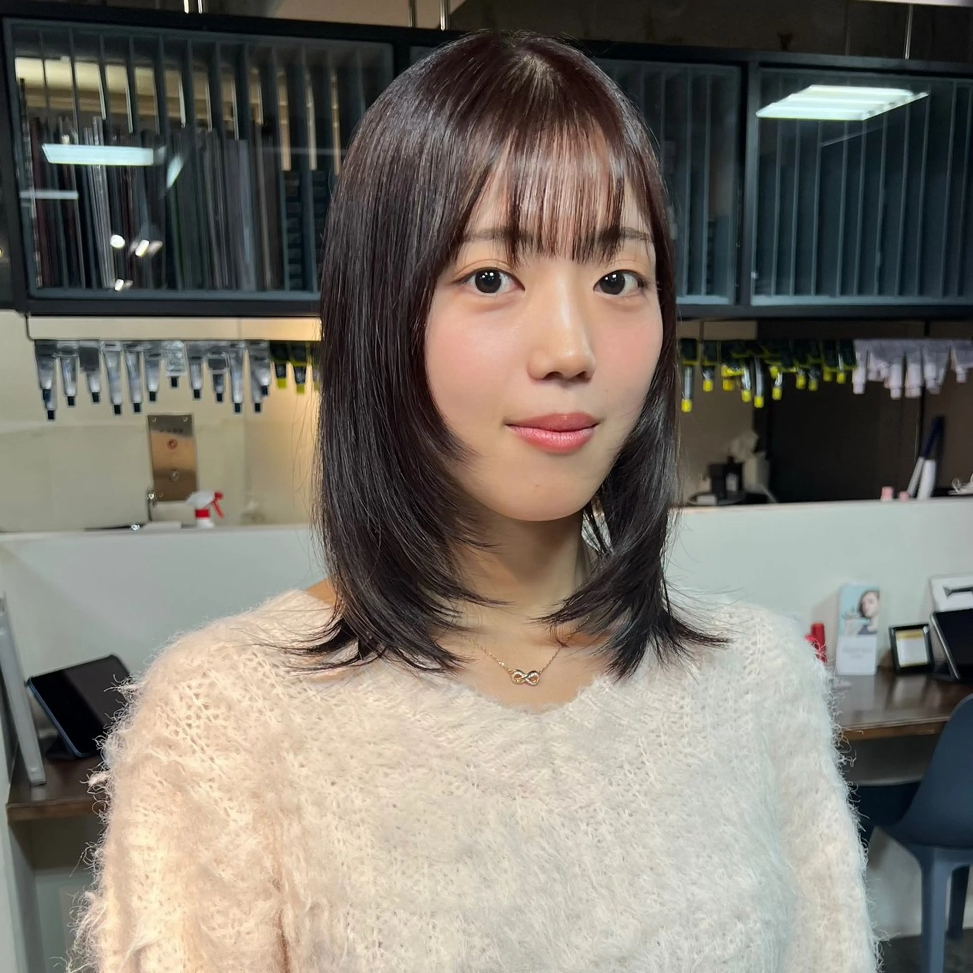 ミディアム カラー ブラウンカラー ピンクカラー ピンクブラウン レイヤーカット カット ヘアカラー 💘札幌クロスパーマ 髪質改善💘rinaのヘアスタイル