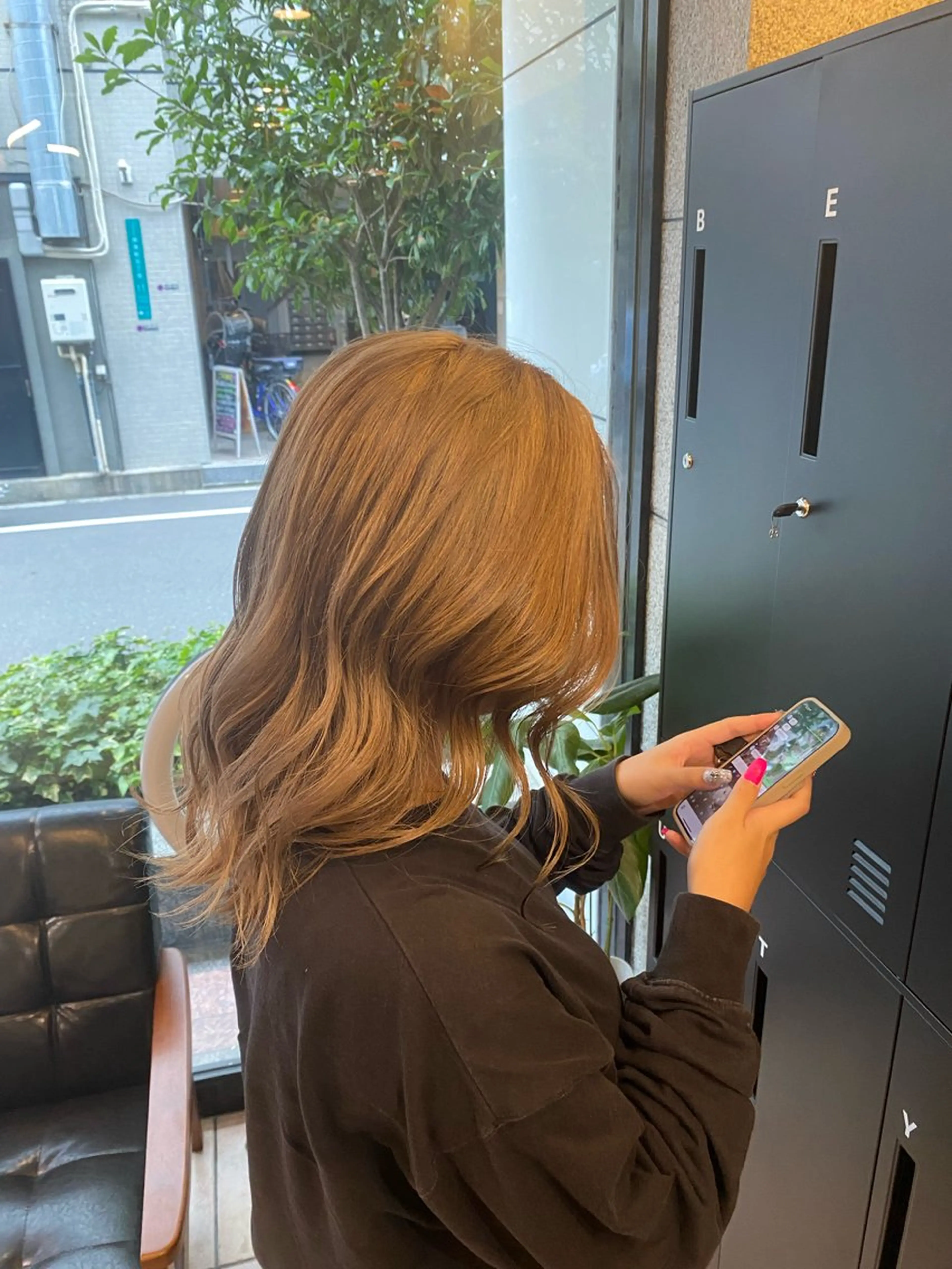 セミロング カラー ヘアカラー 西田辺/ タカスナオヤのヘアスタイル