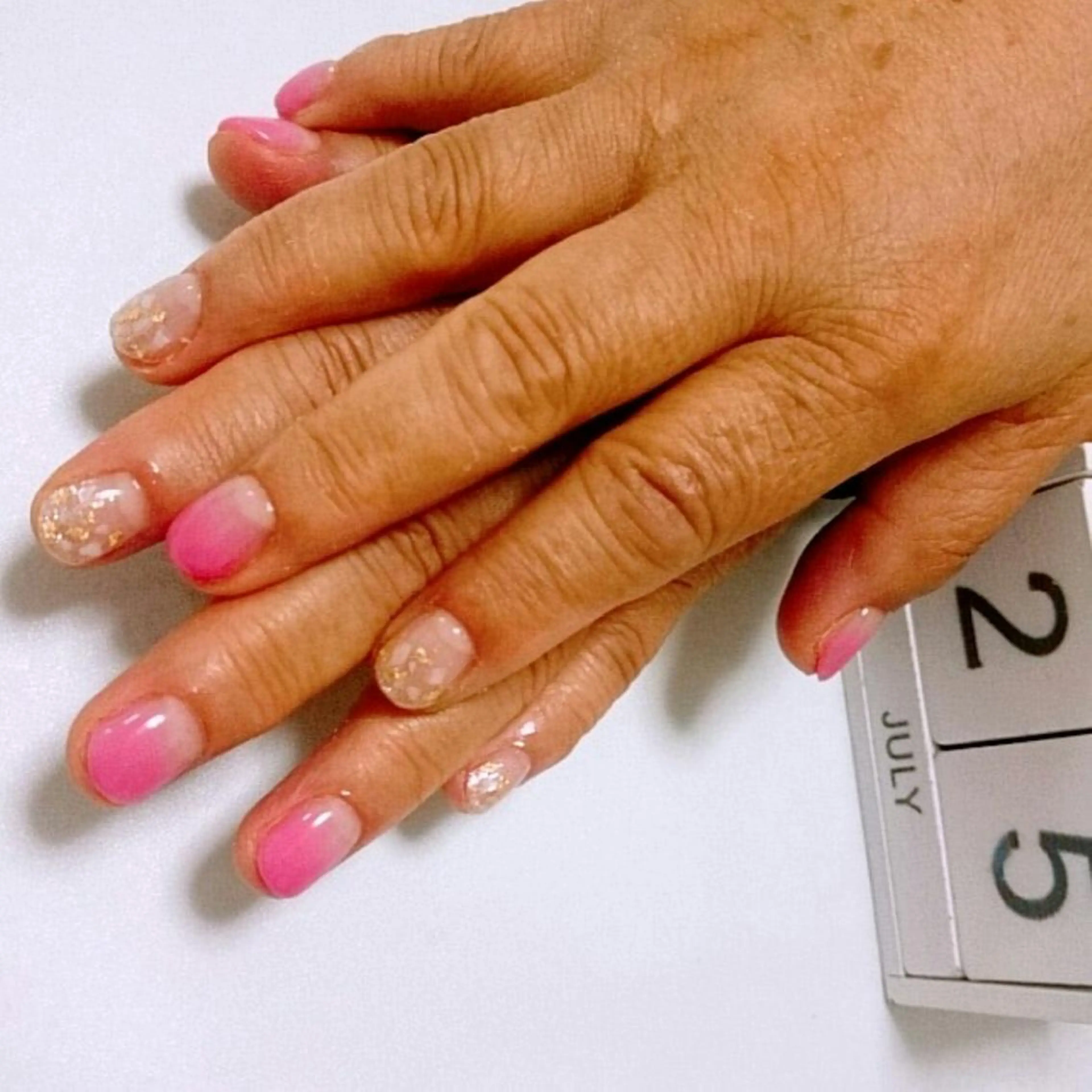 ネイル グラデーション ピンク JEWEL nailのネイルデザイン