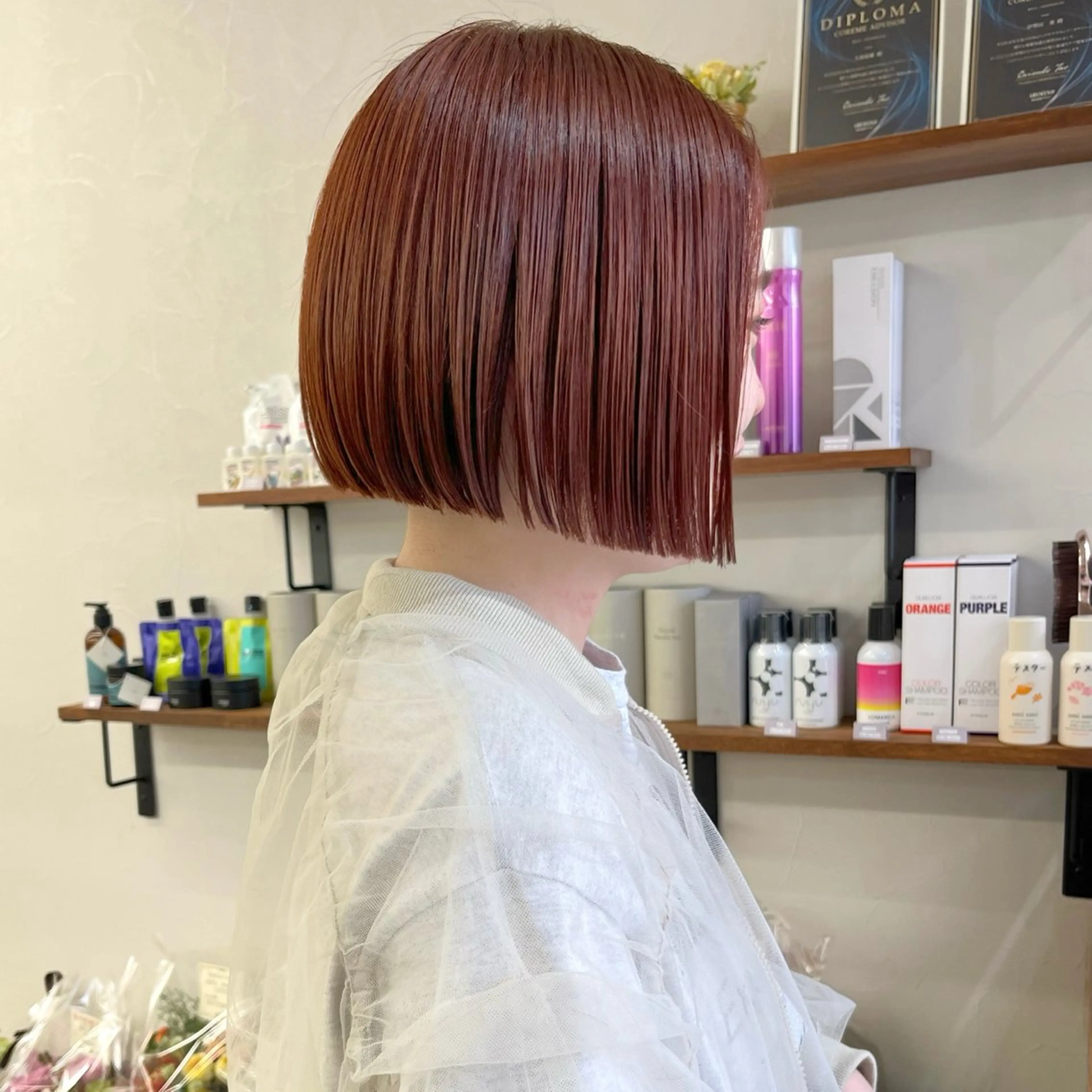 ショート カラー ブリーチ ブラウンカラー ブリーチなしカラー オレンジ オレンジブラウン カット ヘアカラー トリートメント 初めてのショート お任せください✂️のヘアスタイル