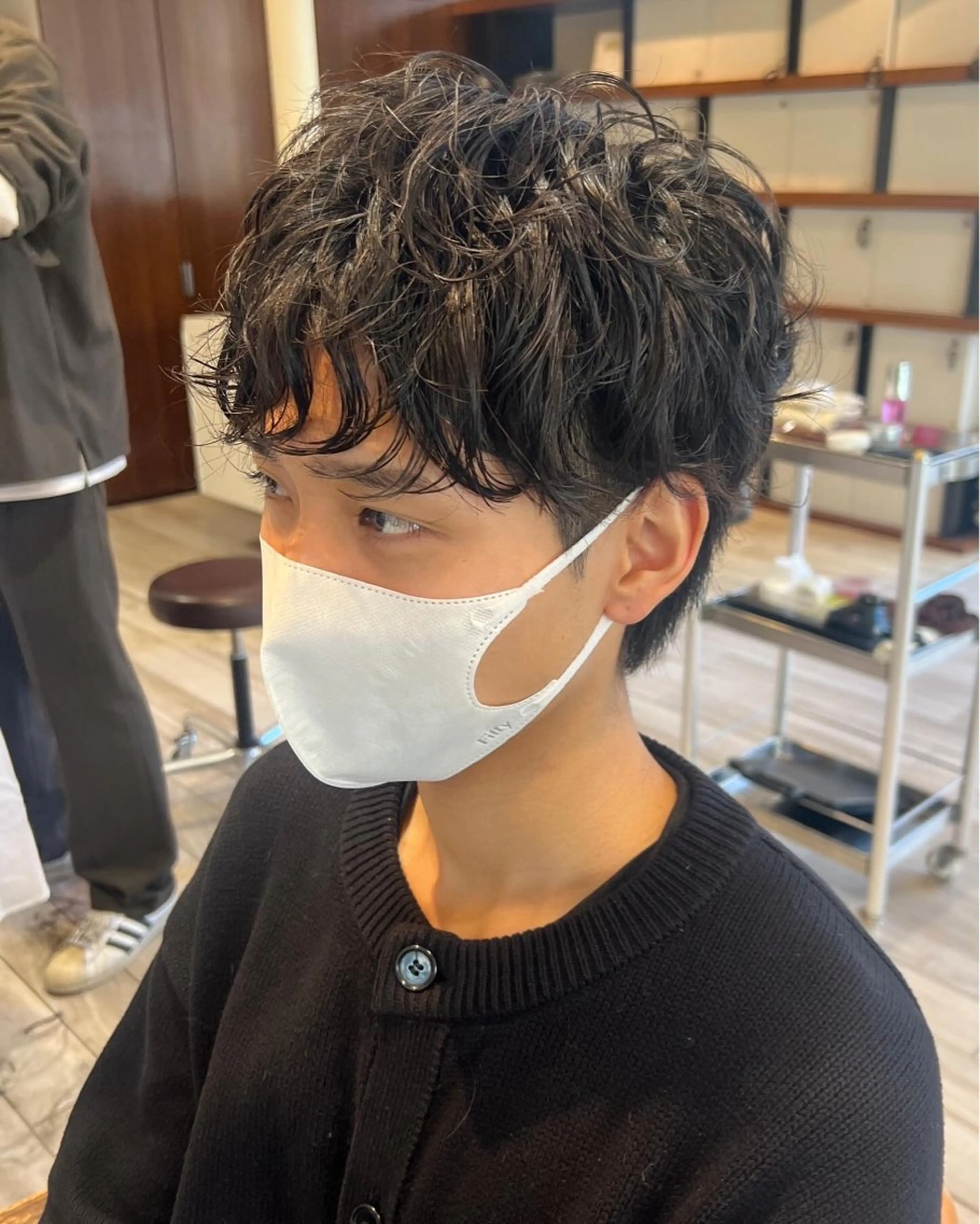 ミディアム パーマ メンズ カット パーマ Ore🫧タナカマヤ /柔らかい質感カラーのヘアスタイル