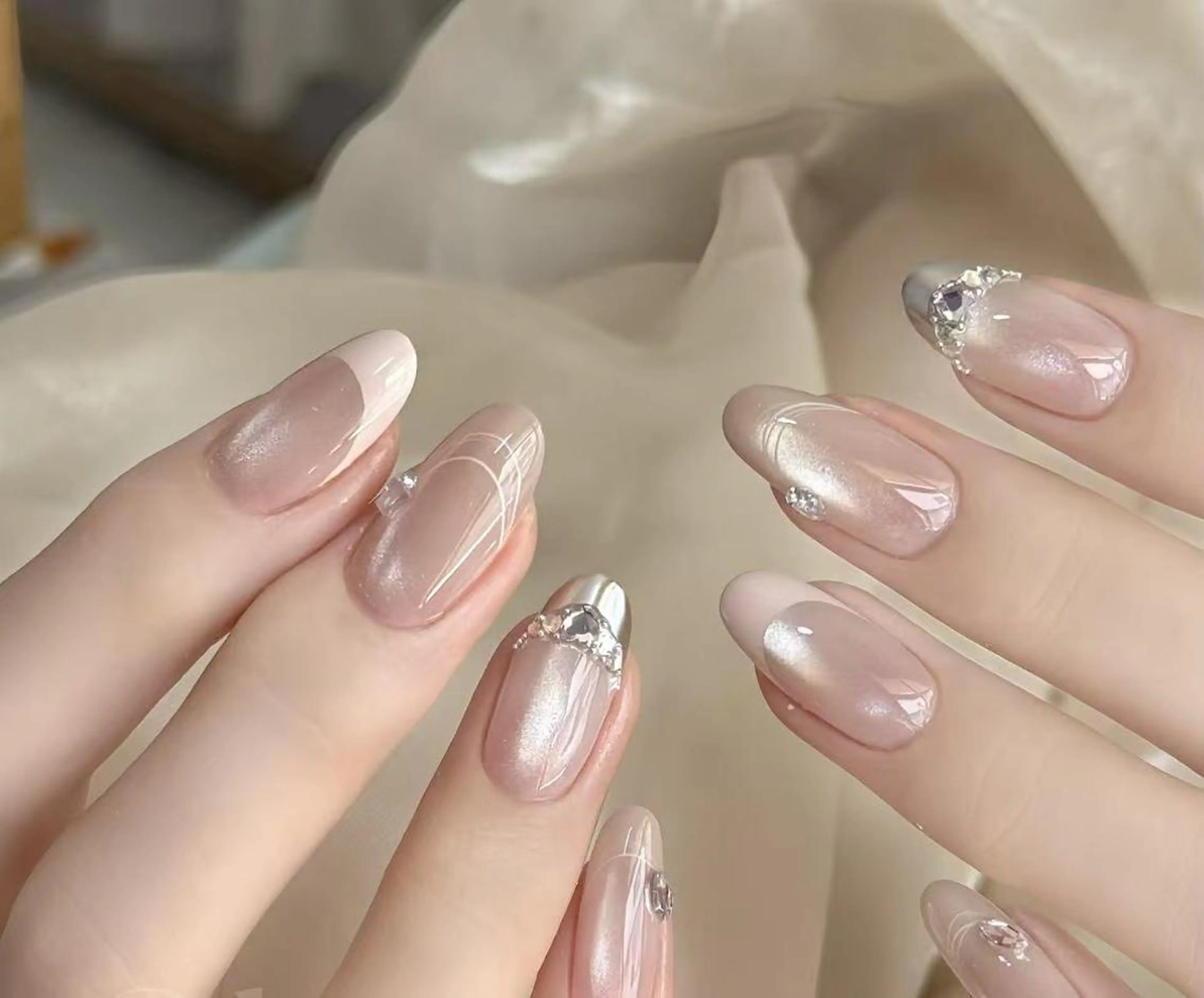 ネイル ハンドネイル エリ🫧 nail池袋東口のネイルデザイン
