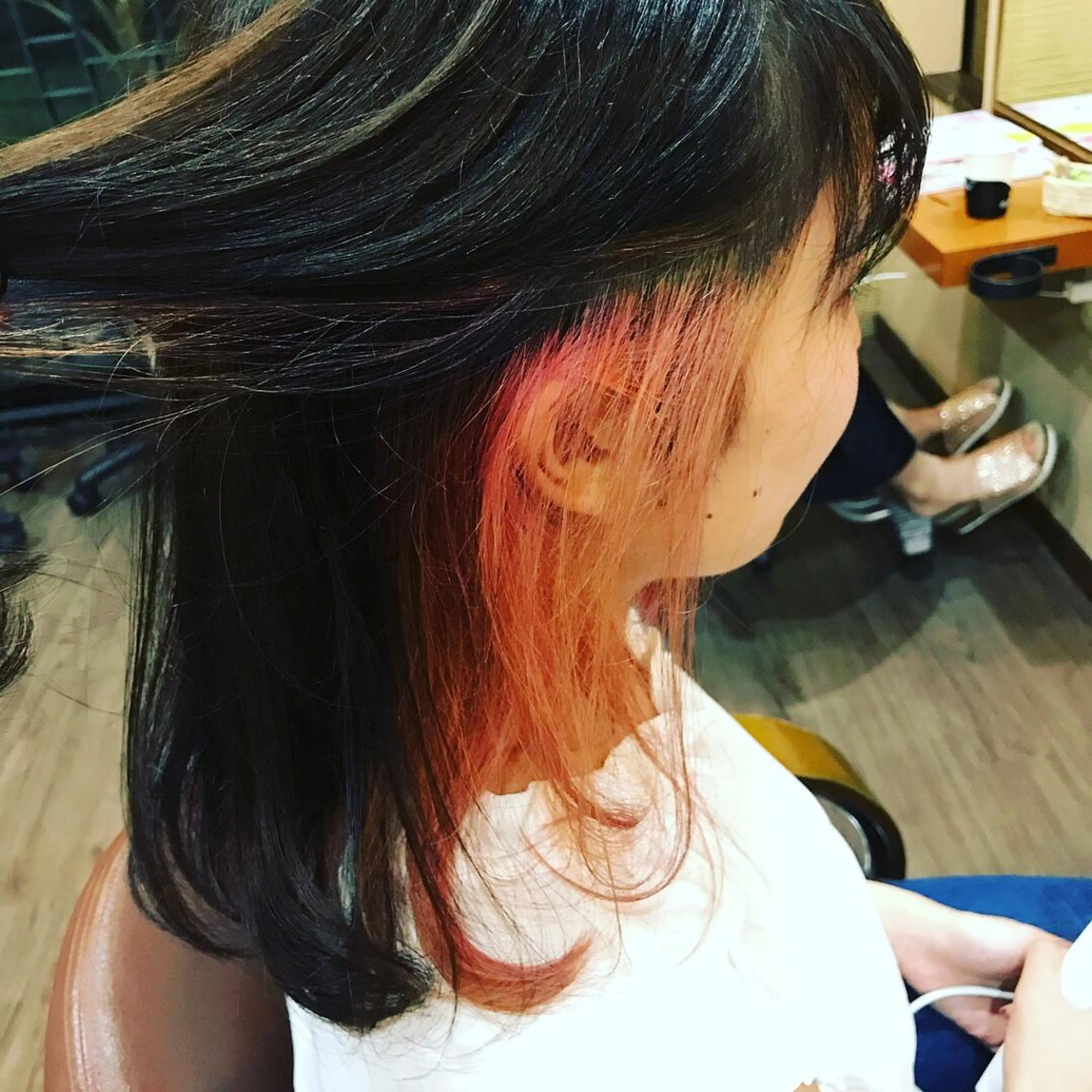 ミディアム カラー ピンクカラー ヘアカラー トリートメント 特殊カラー特化 ✂️SHIAN フジのヘアスタイル