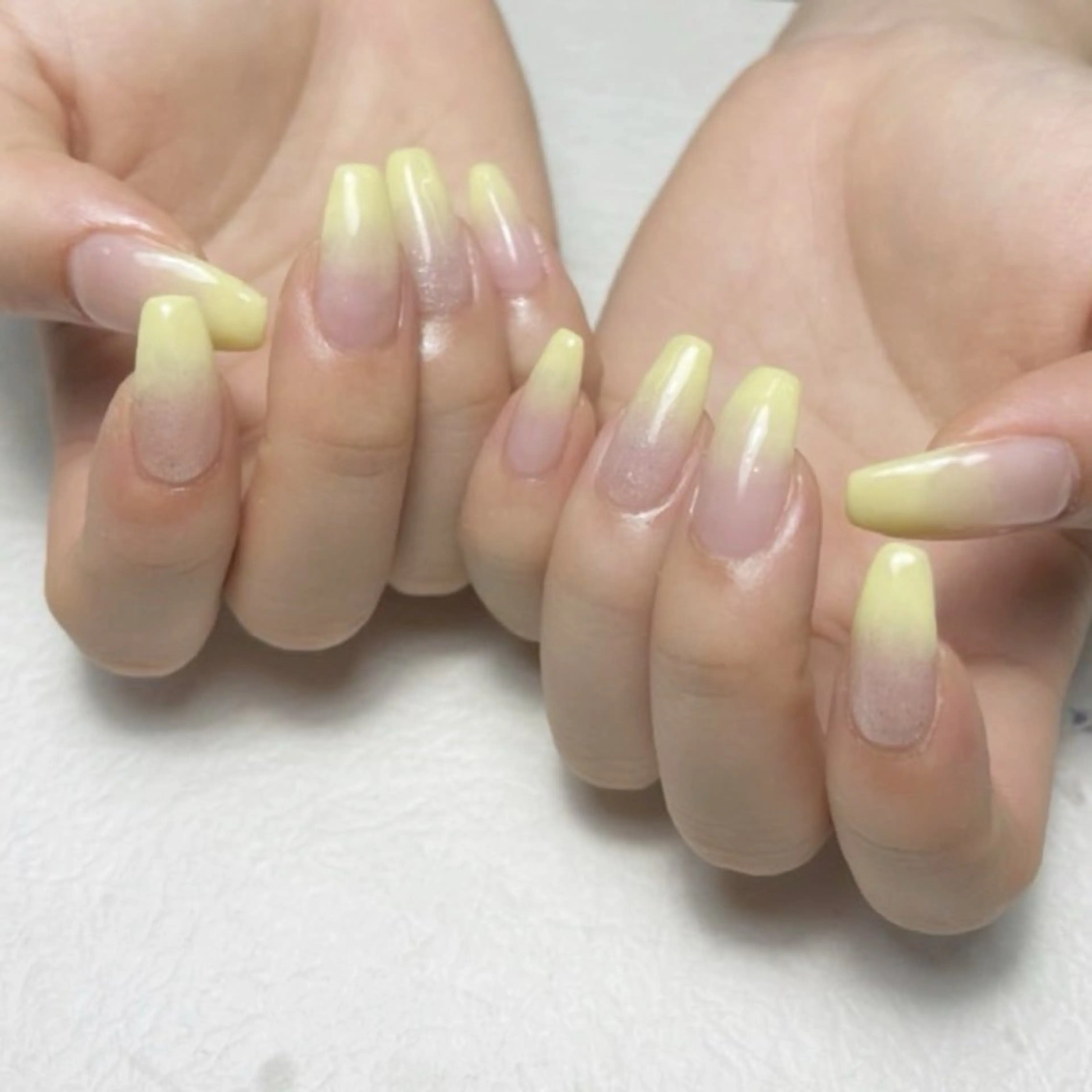 ネイル 長さ出し グラデーション ロングネイル ハンドネイル m. akiのネイルデザイン